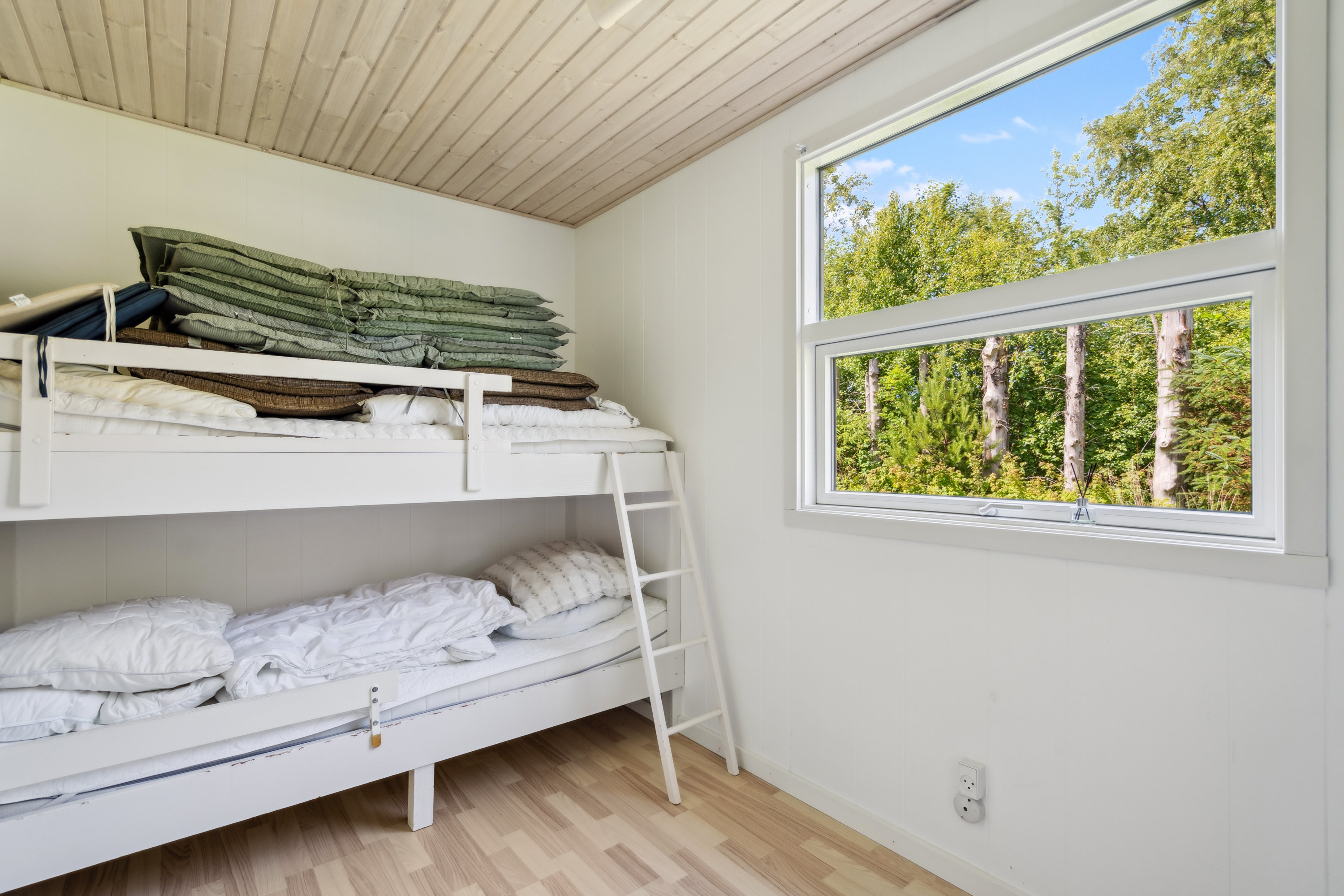 Fremhævet værelse billede i fuldskærmstilstand. Billede af Tranebærvej 2, Napstjert, 9981 Jerup