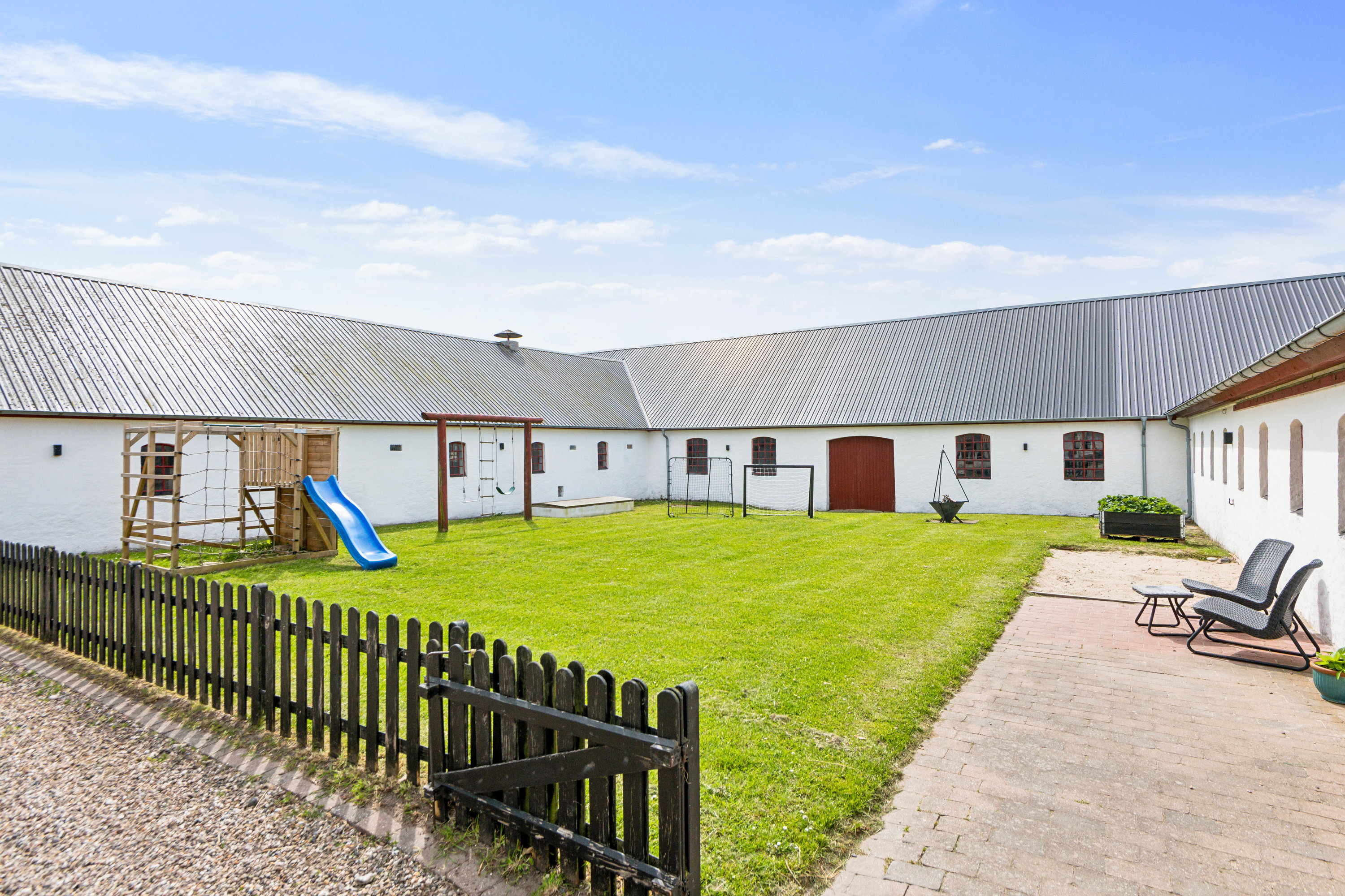 Fremhævet ejendom 1 billede i fuldskærmstilstand. Billede af Byrstedvej 73, 9240 Nibe