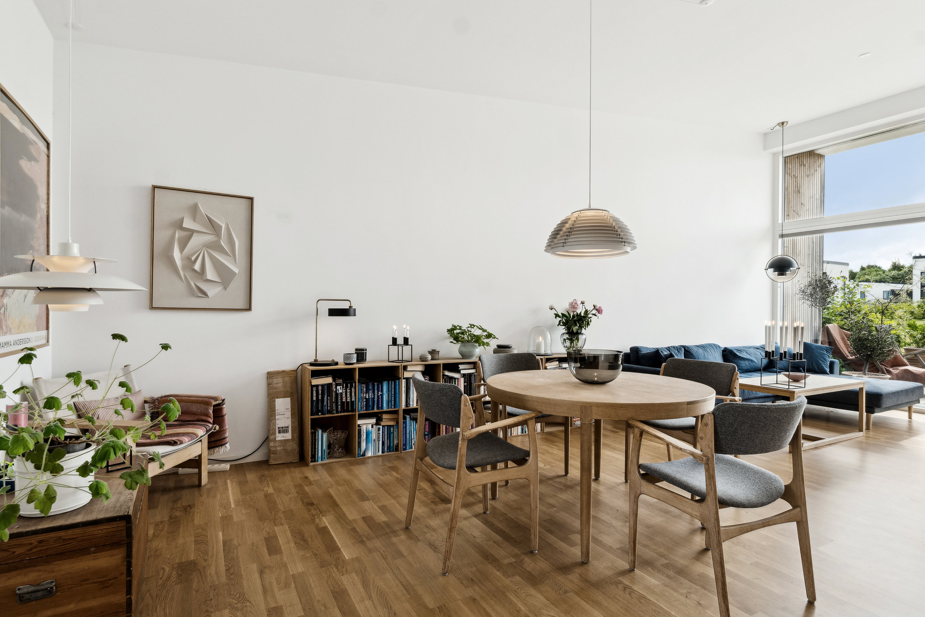 Fremhævet stue billede i fuldskærmstilstand. Billede af Tømrergårdsvej 39, Tuse, 4300 Holbæk