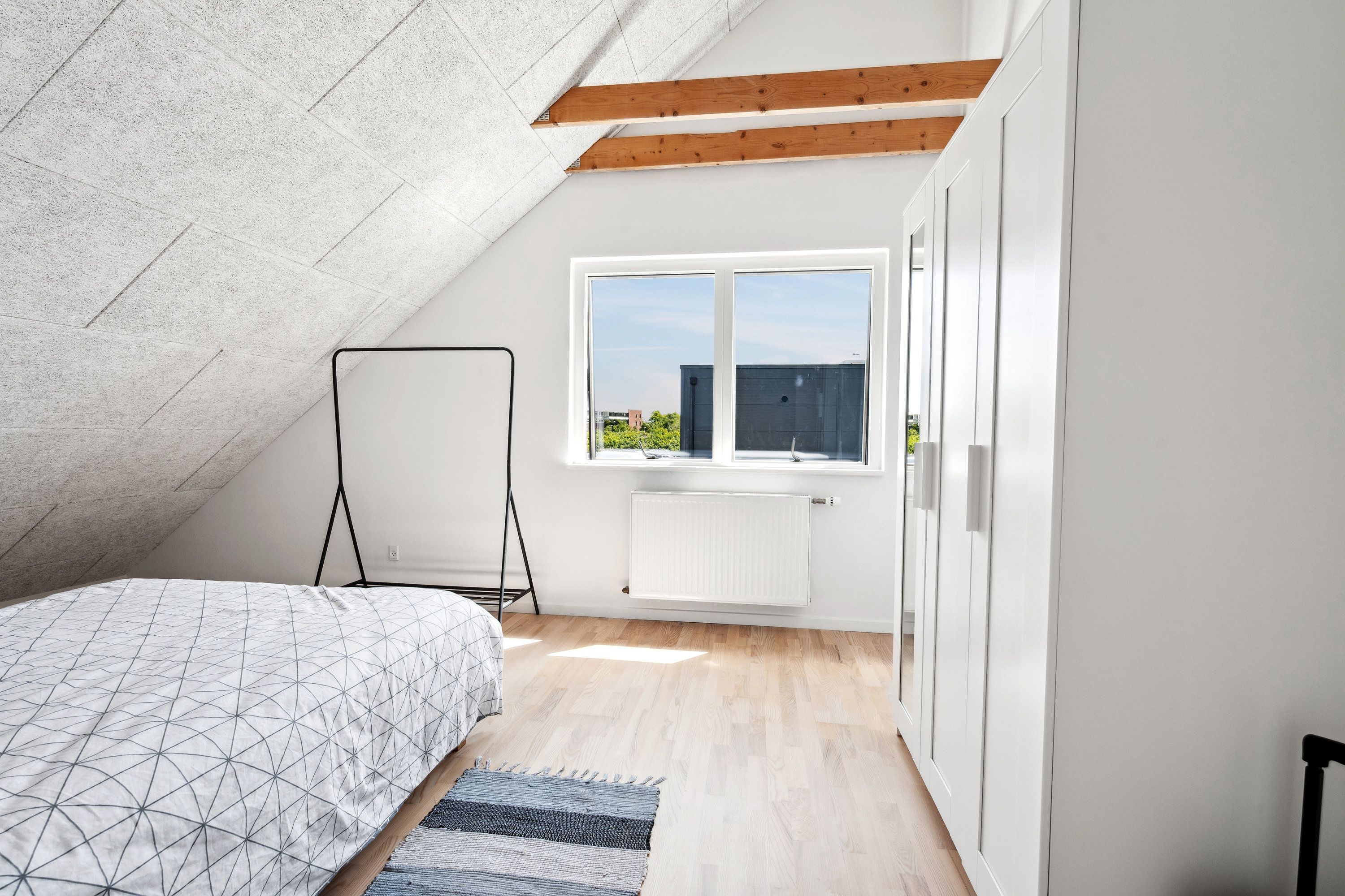 Fremhævet værelse billede i fuldskærmstilstand. Billede af Åmarksvej 7, 8250 Egå