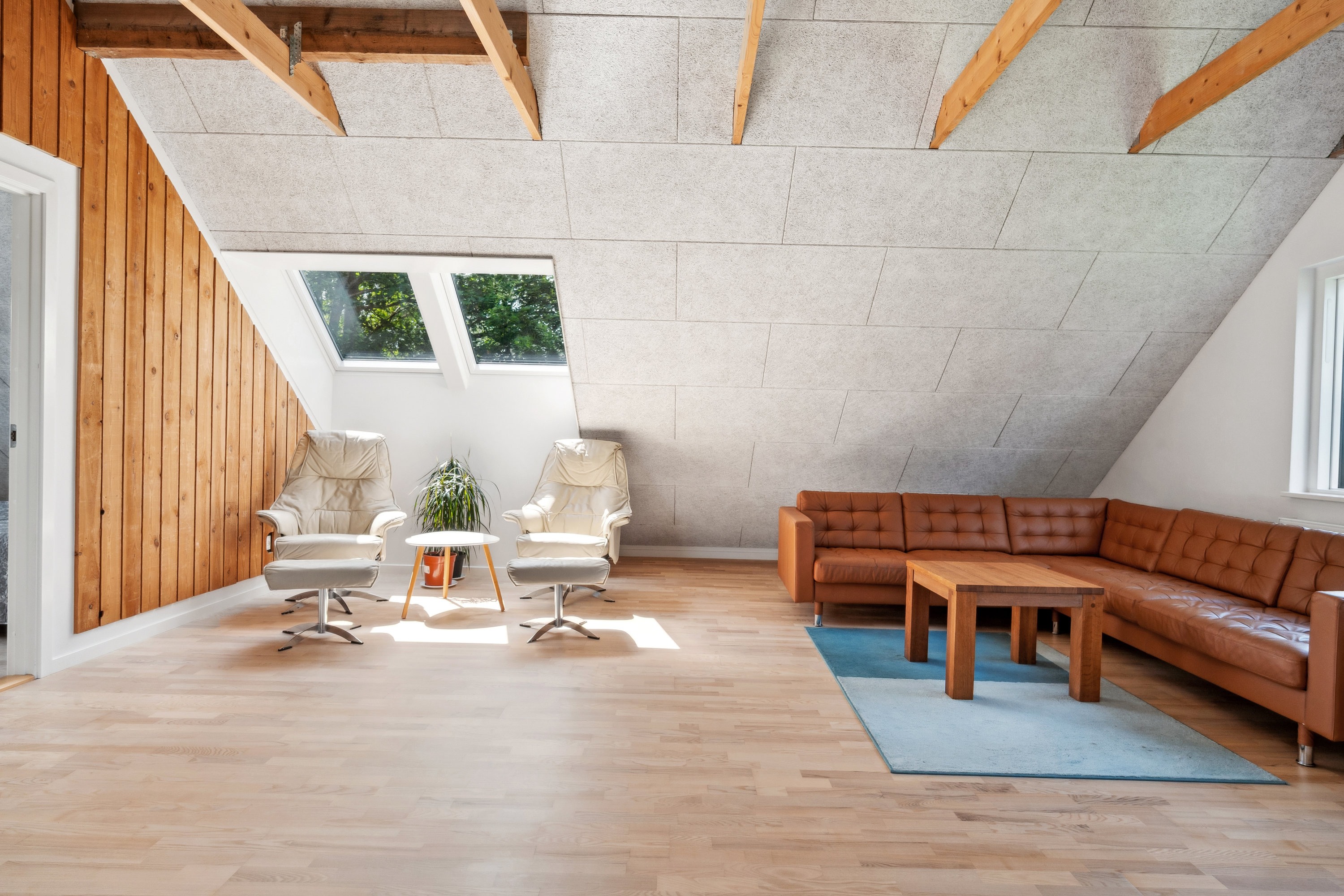 Miniaturebillede 2: stue. Billede af Åmarksvej 7, 8250 Egå