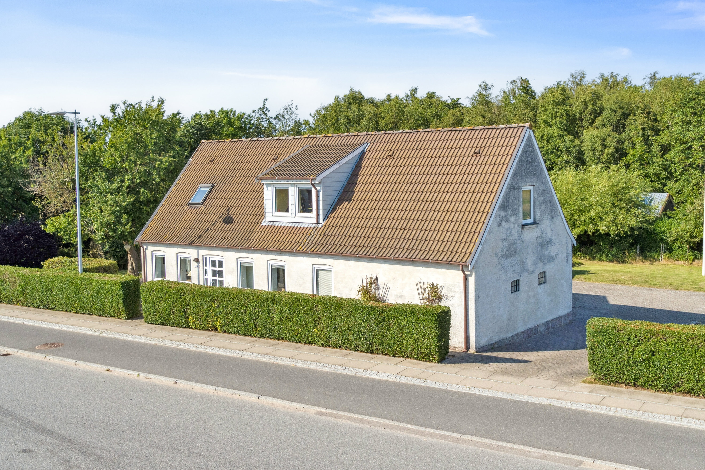 Miniaturebillede 2: set fra vejen. Billede af Slagelsevej 189A, 4400 Kalundborg