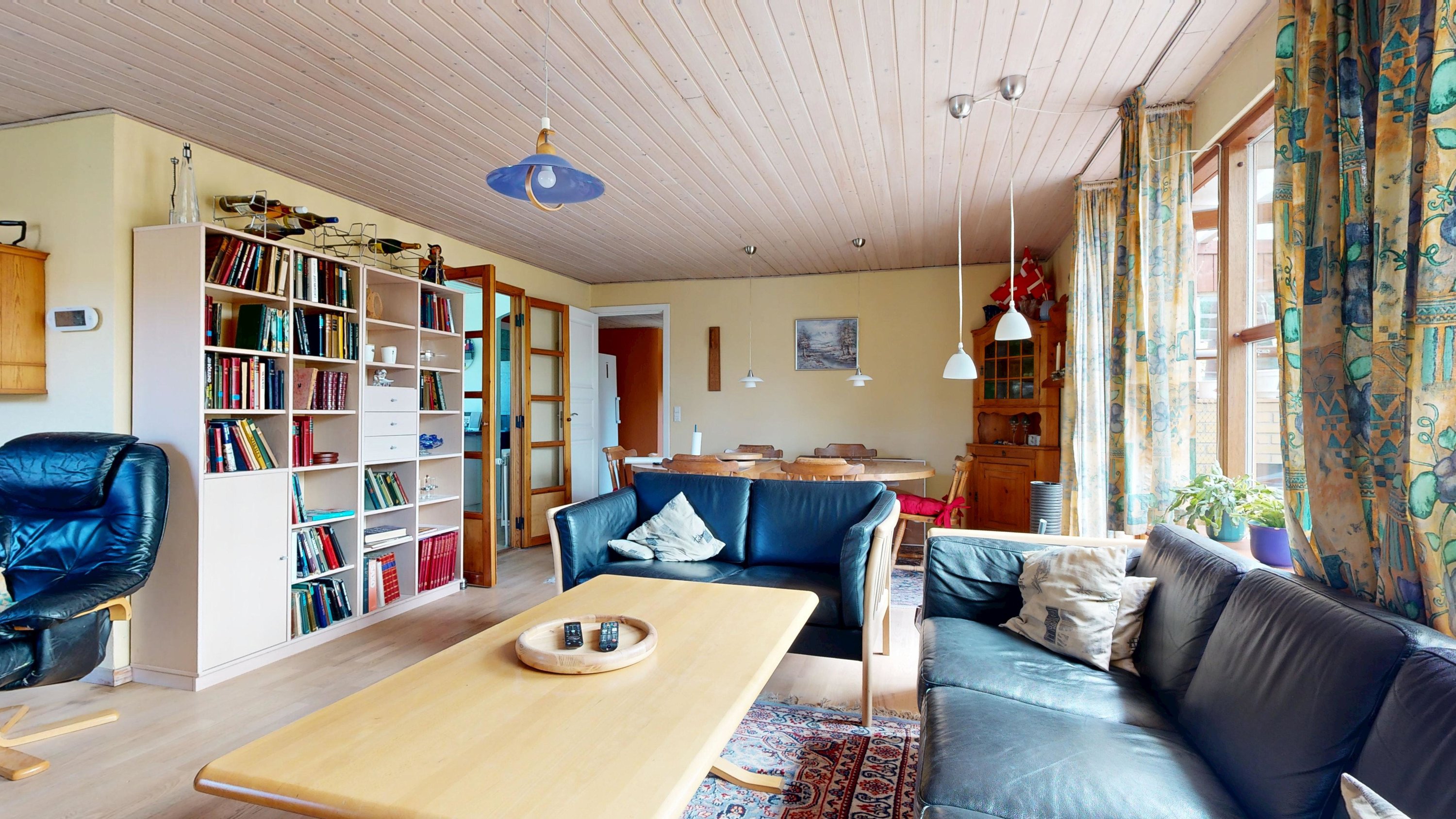 Fremhævet stue billede i fuldskærmstilstand. Billede af Stenløkkeparken 57, Hylke, 8660 Skanderborg