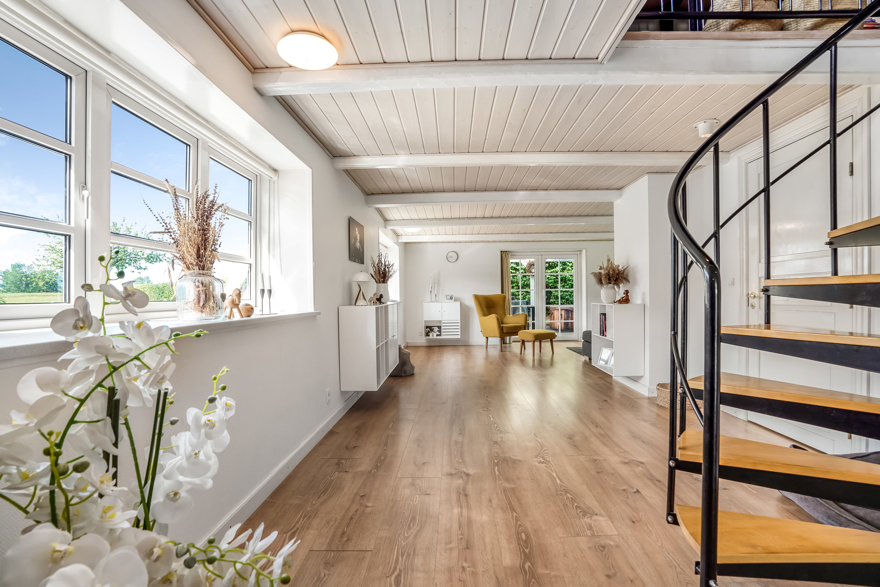 Fremhævet stue billede i fuldskærmstilstand. Billede af Ejbyvej 20, 5592 Ejby