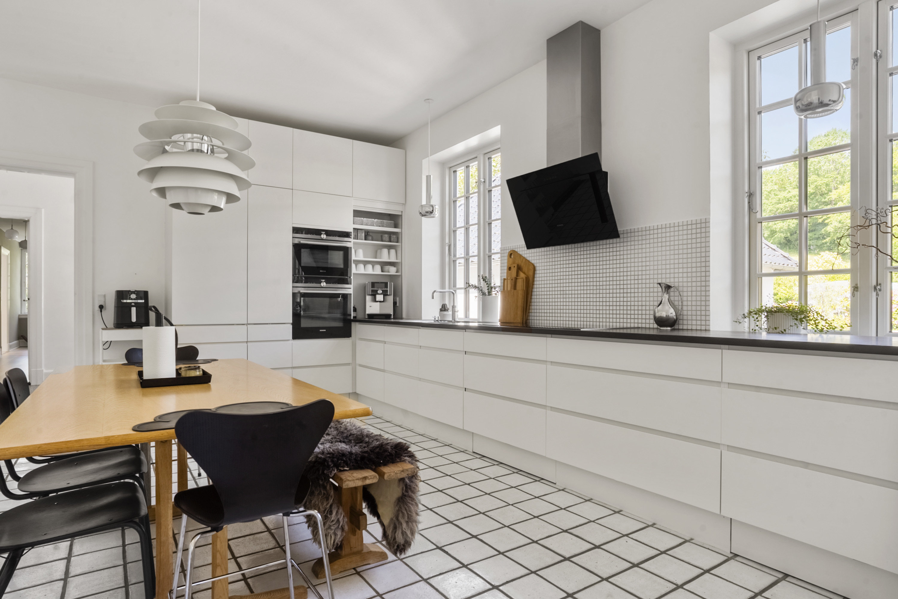 Fremhævet spisekøkken billede i fuldskærmstilstand. Billede af Frydendal 15, 6200 Aabenraa