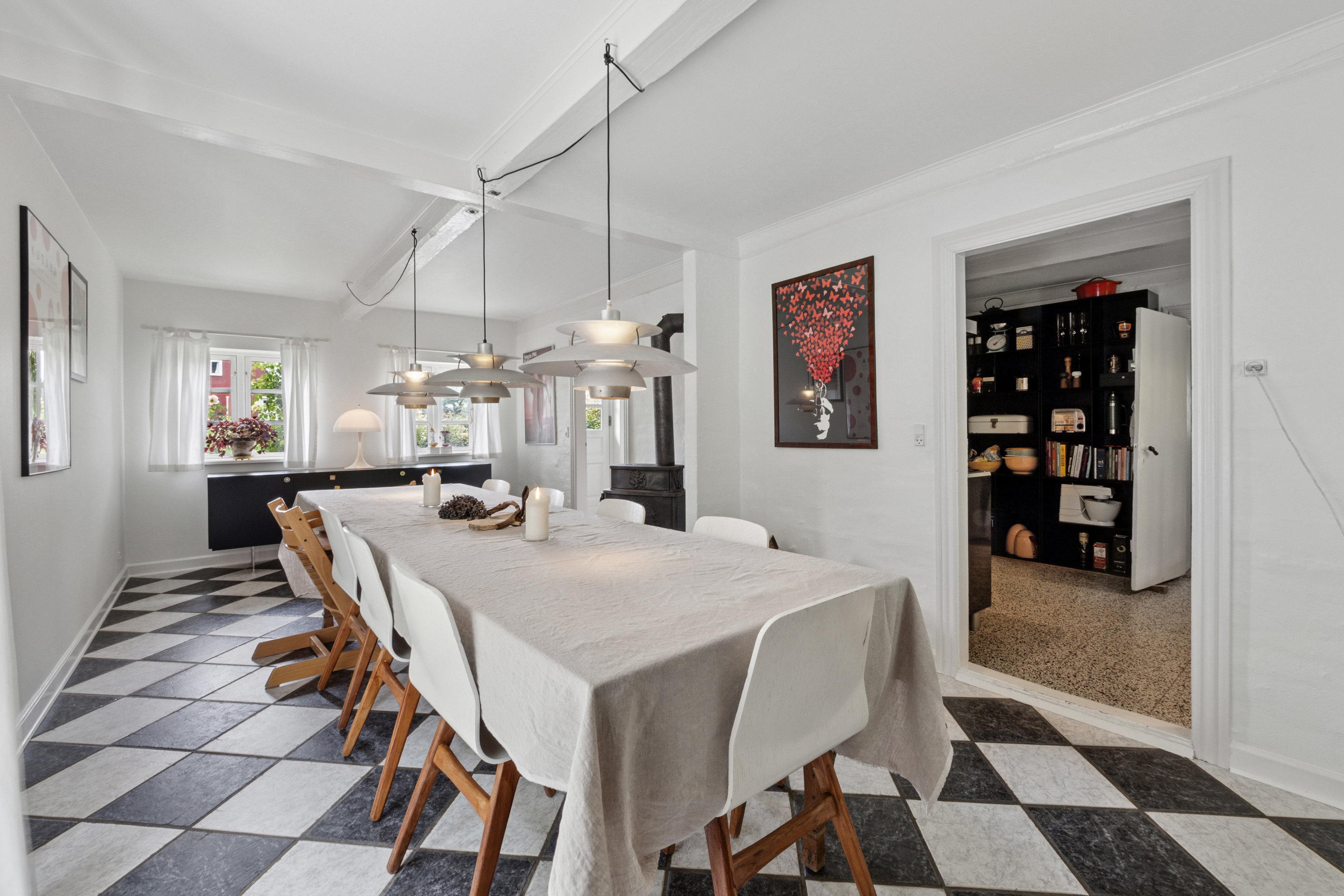 Fremhævet stue billede i fuldskærmstilstand. Billede af Dollerupvej 127, 8800 Viborg