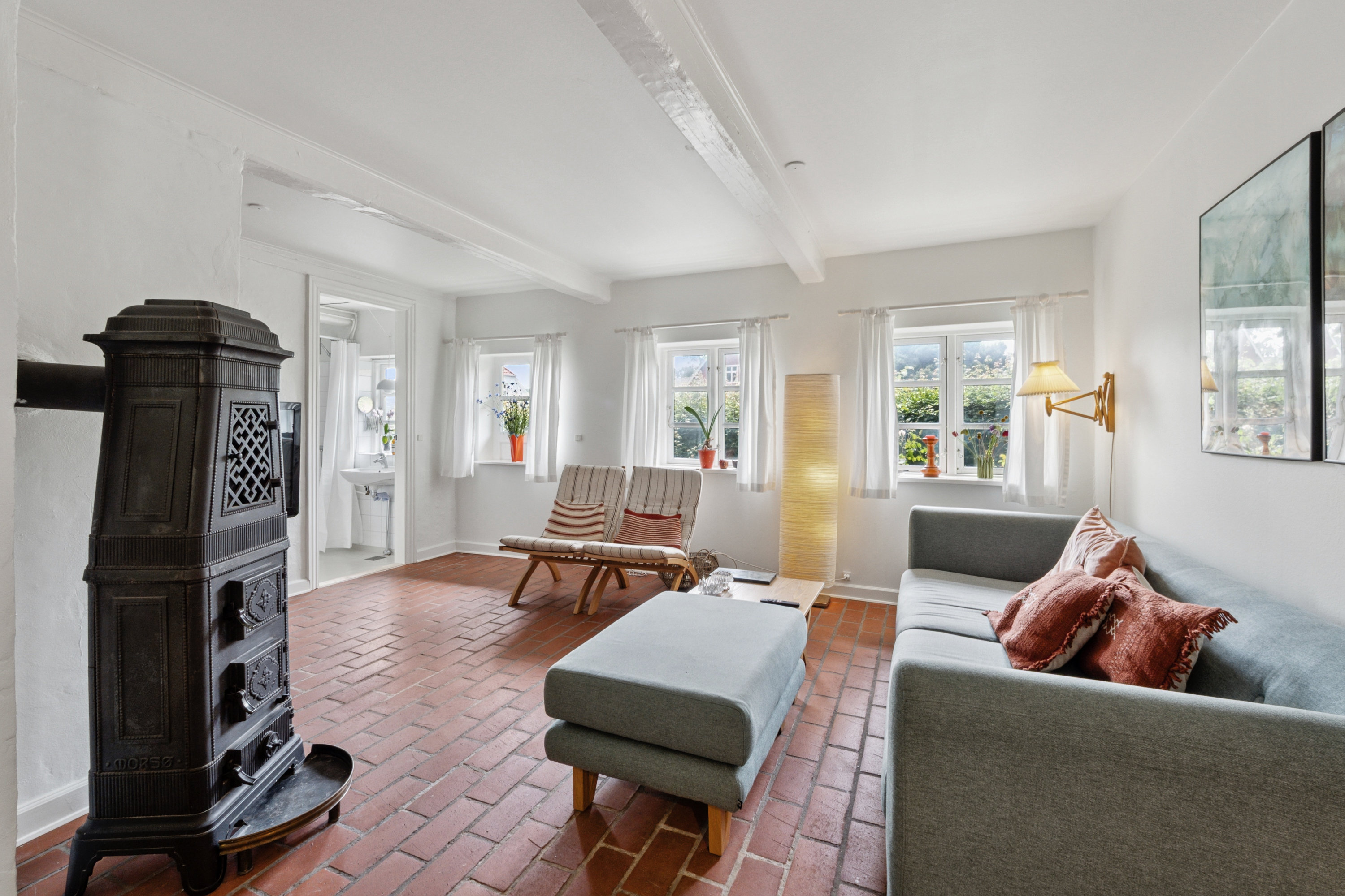 Fremhævet stue billede i fuldskærmstilstand. Billede af Dollerupvej 127, 8800 Viborg