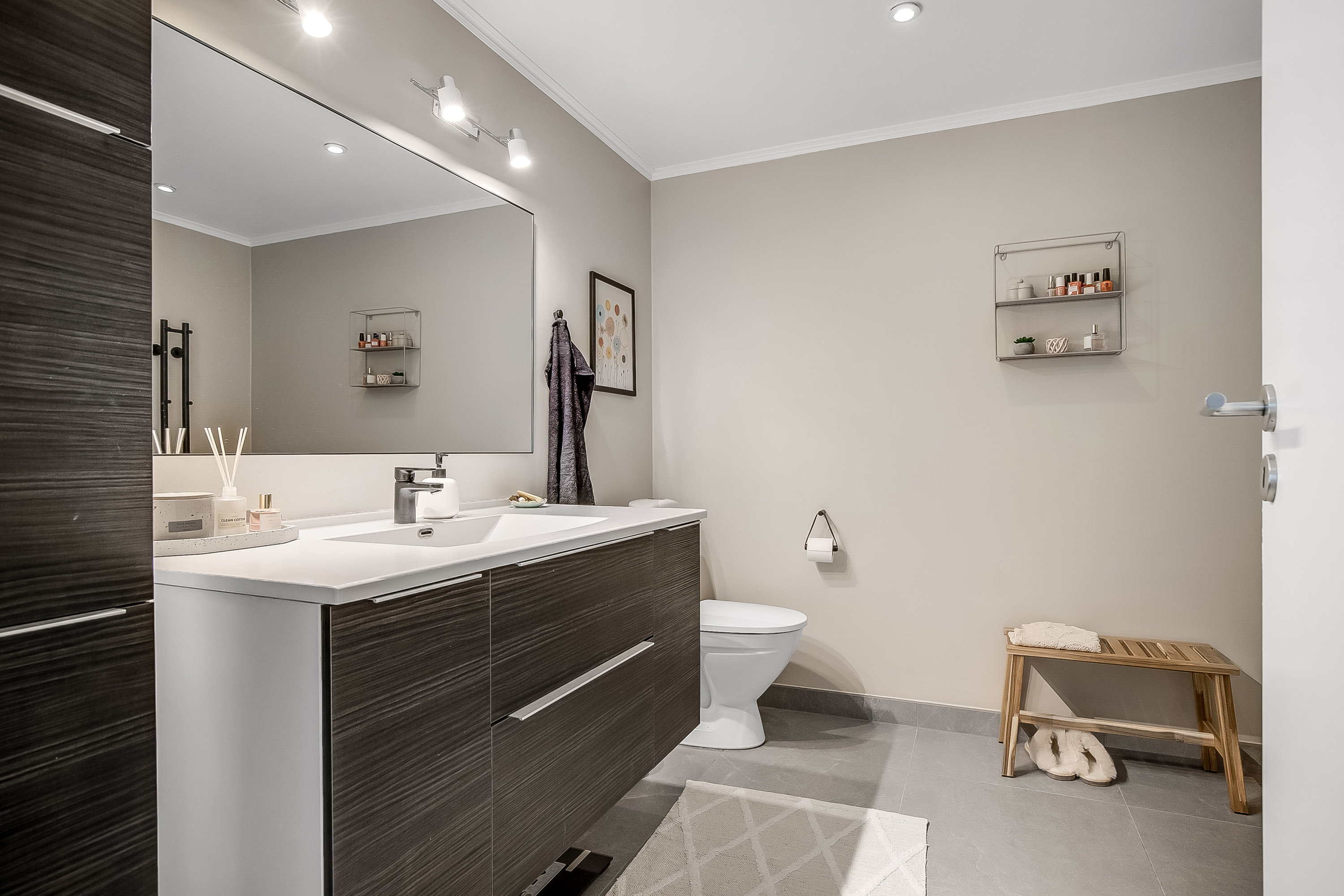 Fremhævet badeværelse stueplan billede i fuldskærmstilstand. Billede af Nørregade 25, 6580 Vamdrup