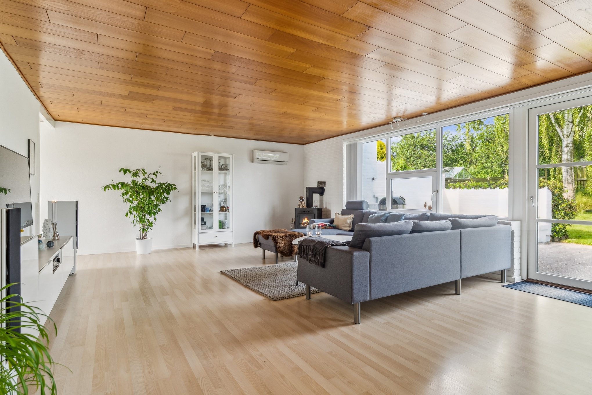 Fremhævet stue billede i fuldskærmstilstand. Billede af Birkevej 3, Assentoft, 8960 Randers SØ