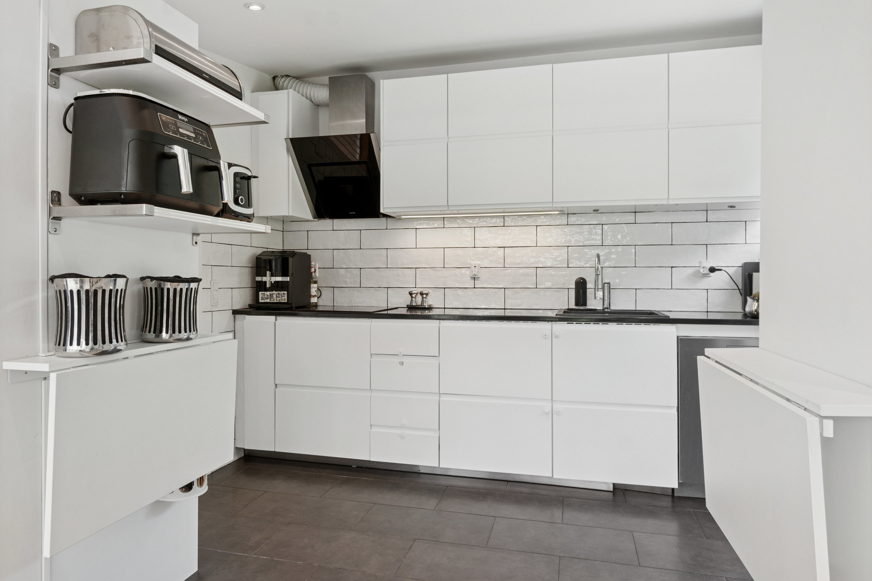 Miniaturebillede 2: køkken. Billede af Sommerfuglevej 1A, 2610 Rødovre