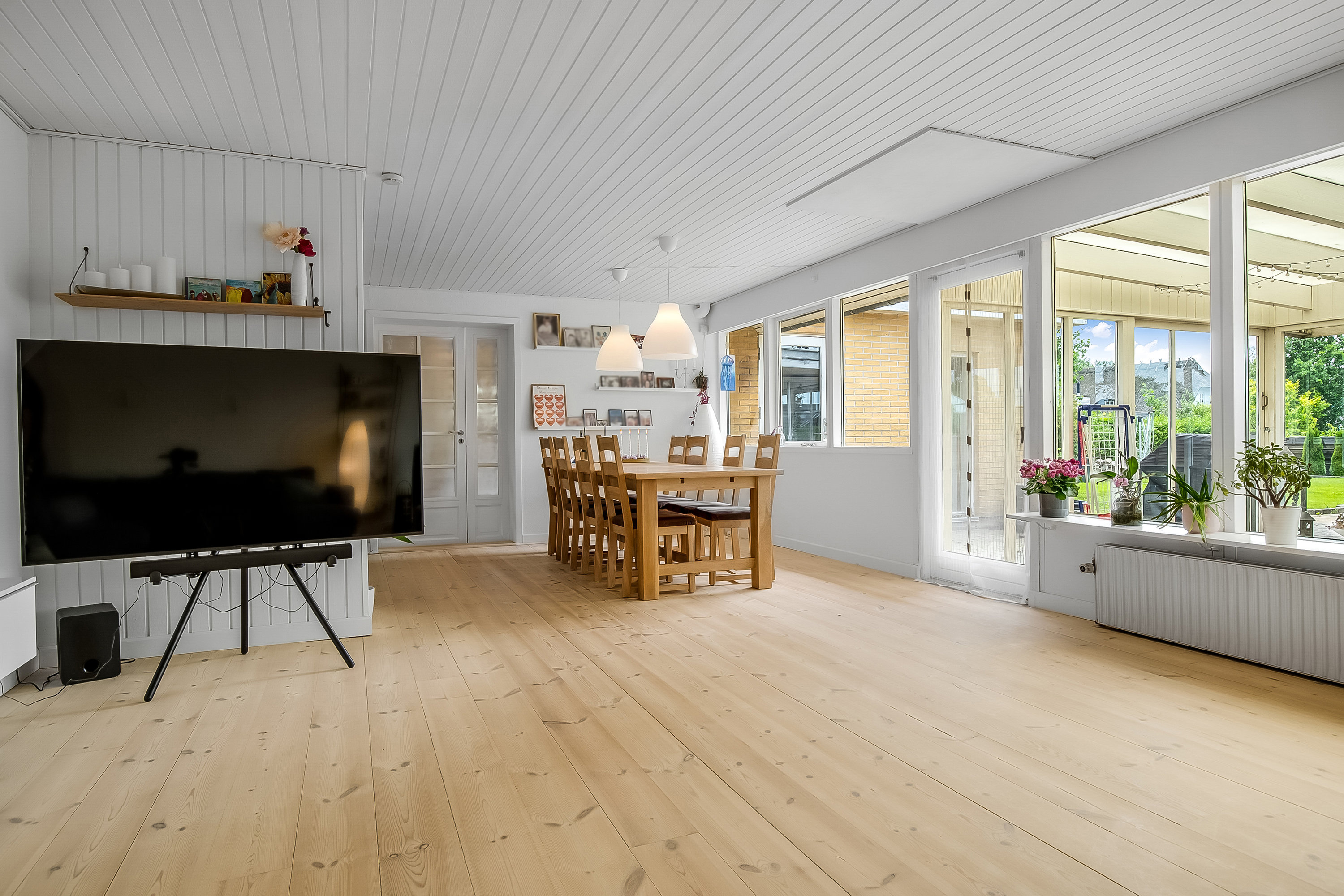 Fremhævet stue billede i fuldskærmstilstand. Billede af Julianesvej 5, Vester Nebel, 6040 Egtved