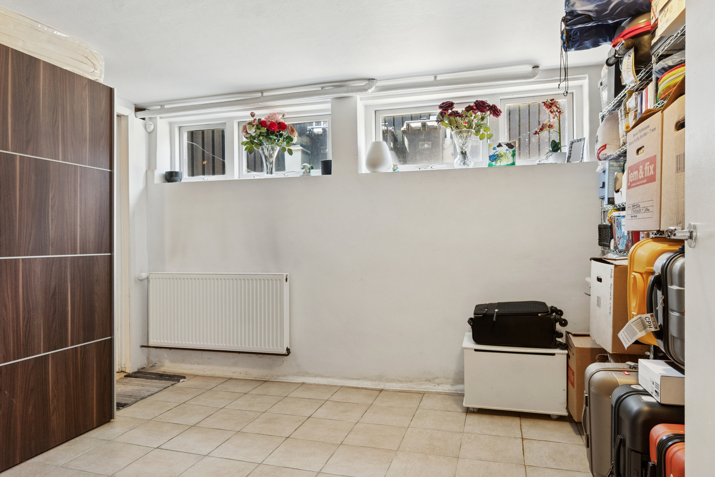 Fremhævet indendørs billede i fuldskærmstilstand. Billede af Sommerfuglevej 1A, 2610 Rødovre