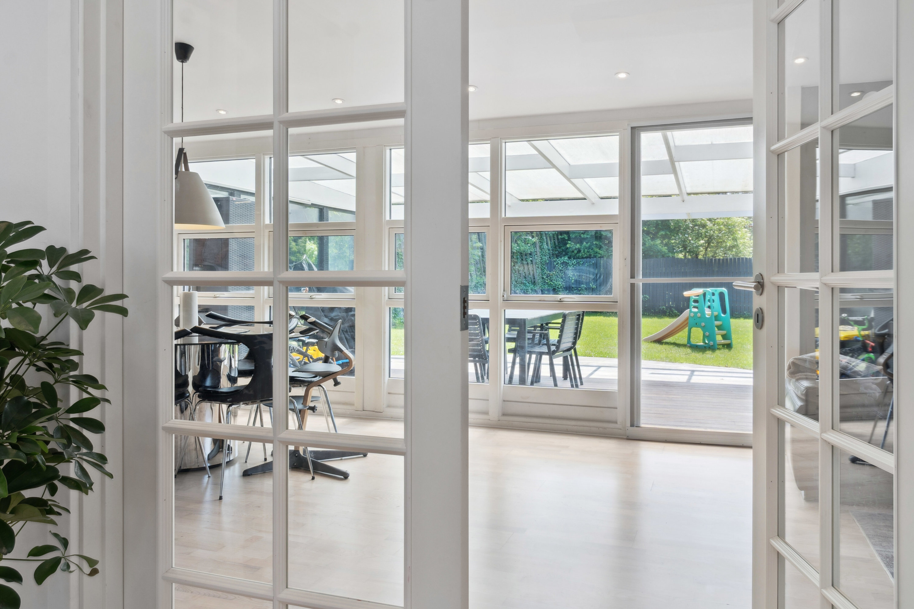 Fremhævet indendørs billede i fuldskærmstilstand. Billede af Sommerfuglevej 1A, 2610 Rødovre