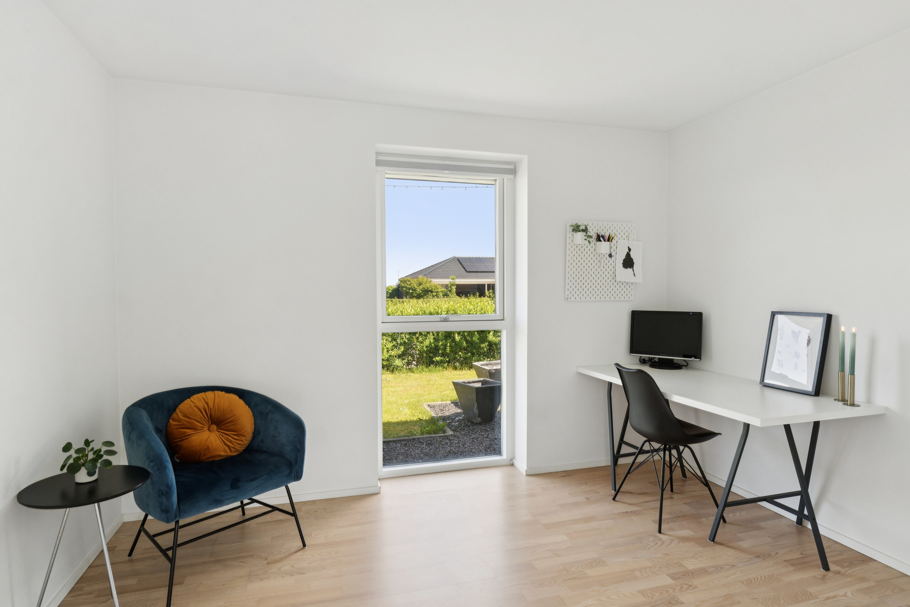 Fremhævet stue billede i fuldskærmstilstand. Billede af Elmevænget 6, 4690 Haslev