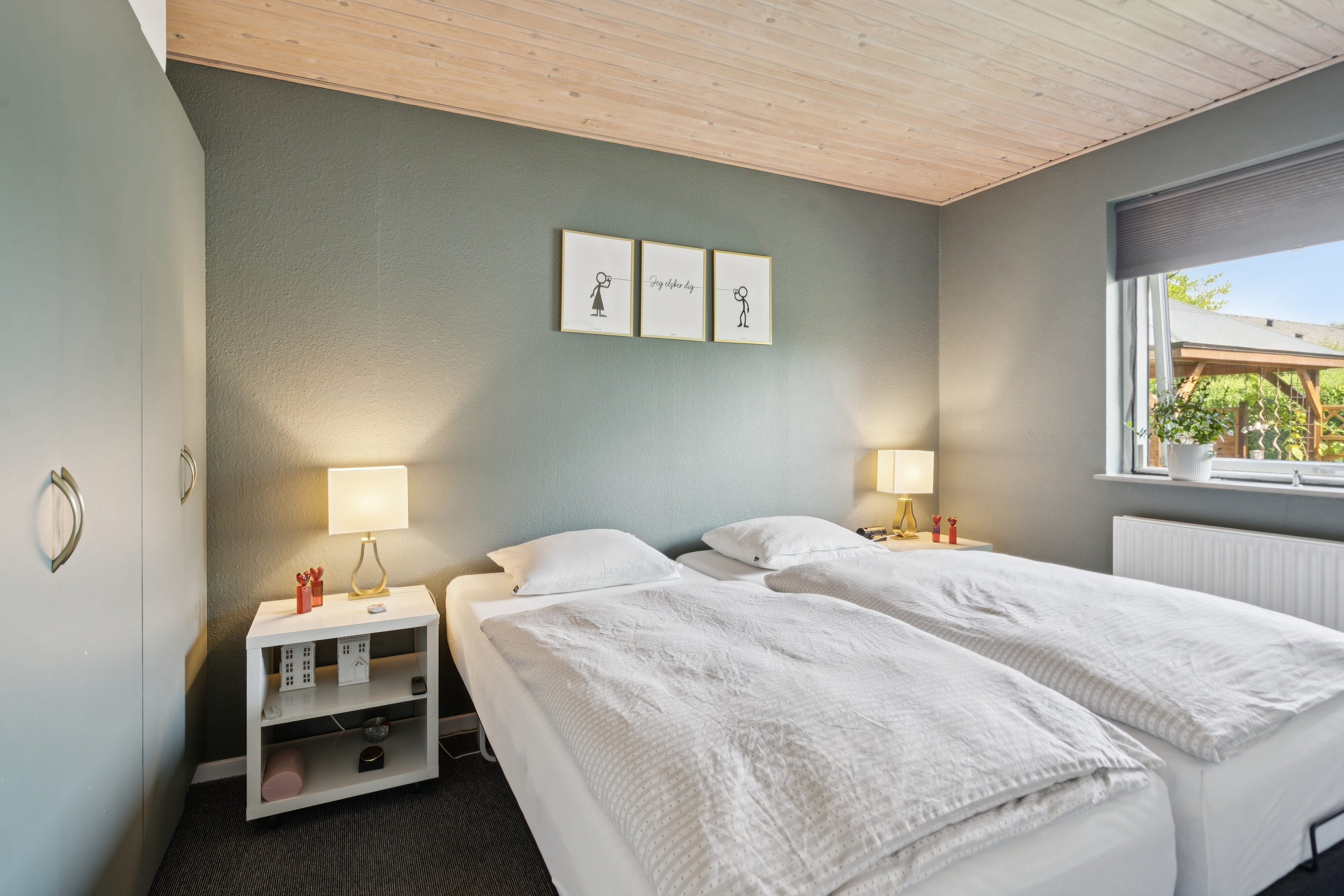 Fremhævet soveværelse billede i fuldskærmstilstand. Billede af Væbnerhatten 138, Tornbjerg, 5220 Odense SØ