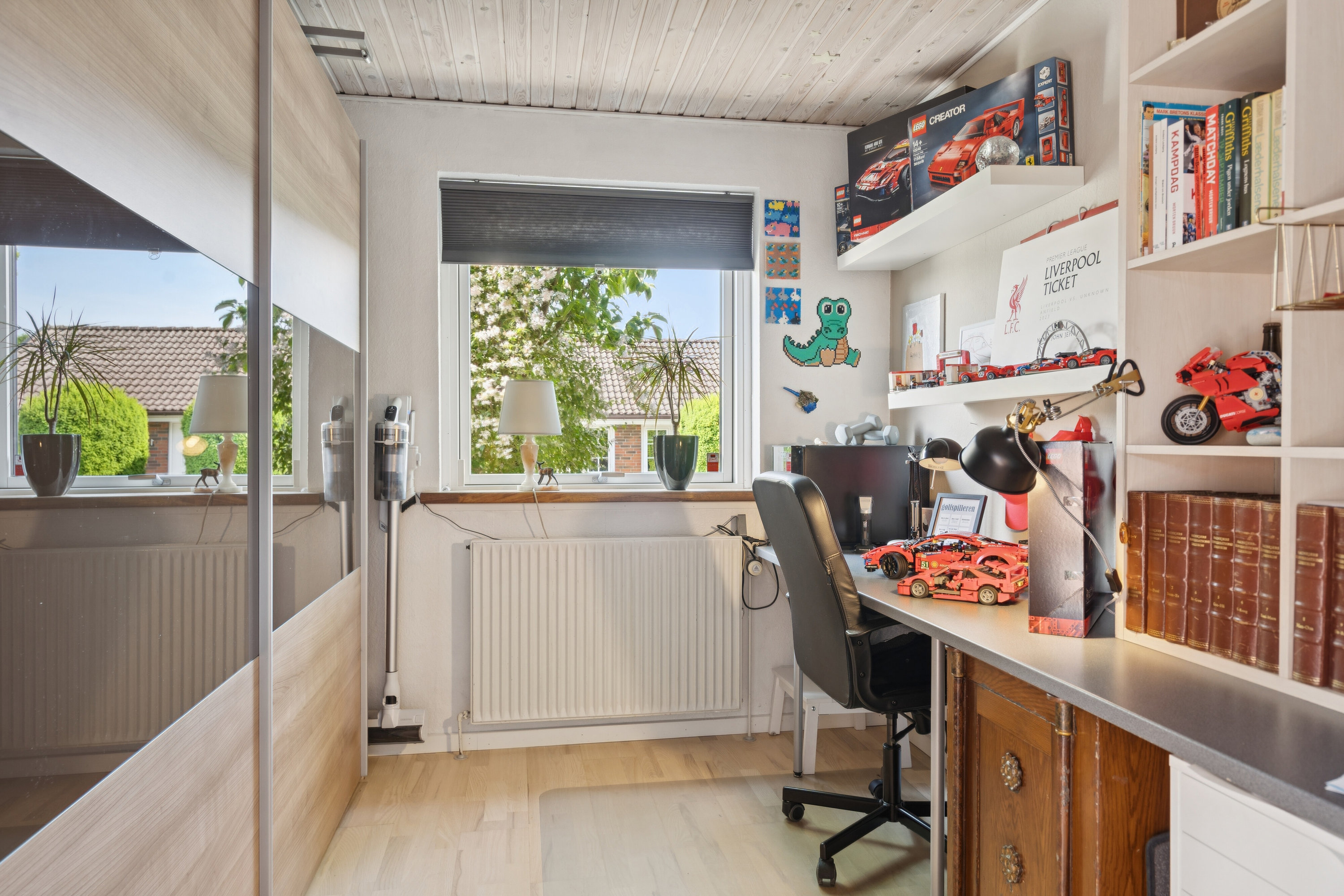 Fremhævet arbejdsværelse billede i fuldskærmstilstand. Billede af Væbnerhatten 138, Tornbjerg, 5220 Odense SØ