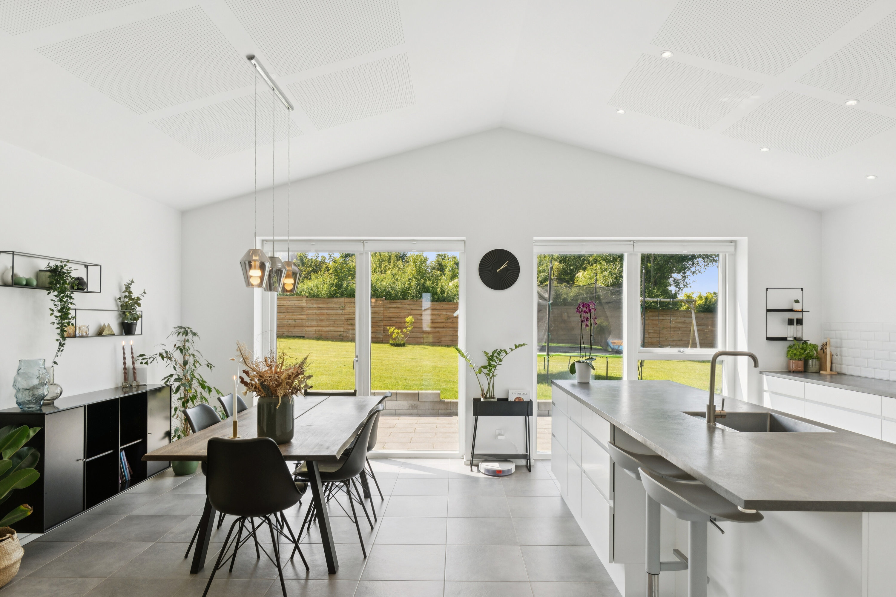 Fremhævet køkken billede i fuldskærmstilstand. Billede af Elmevænget 6, 4690 Haslev