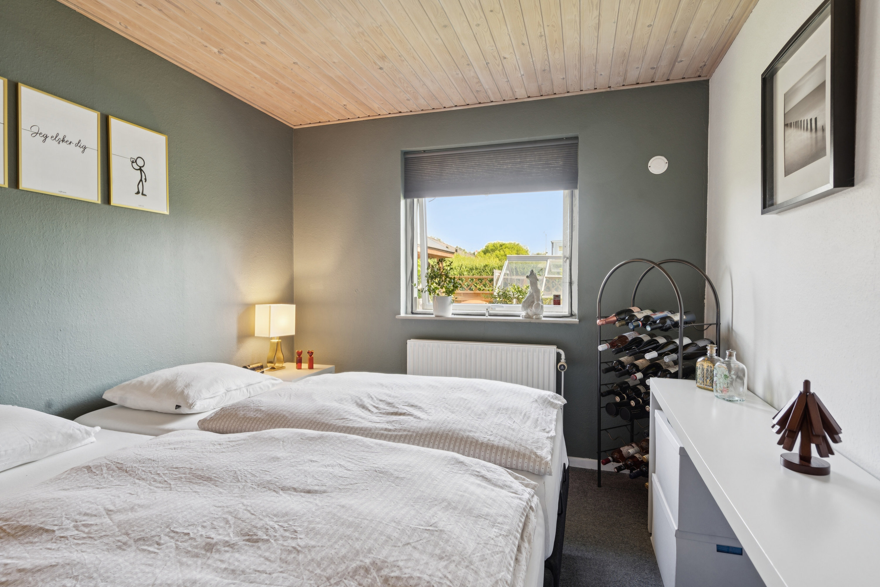 Fremhævet soveværelse billede i fuldskærmstilstand. Billede af Væbnerhatten 138, Tornbjerg, 5220 Odense SØ