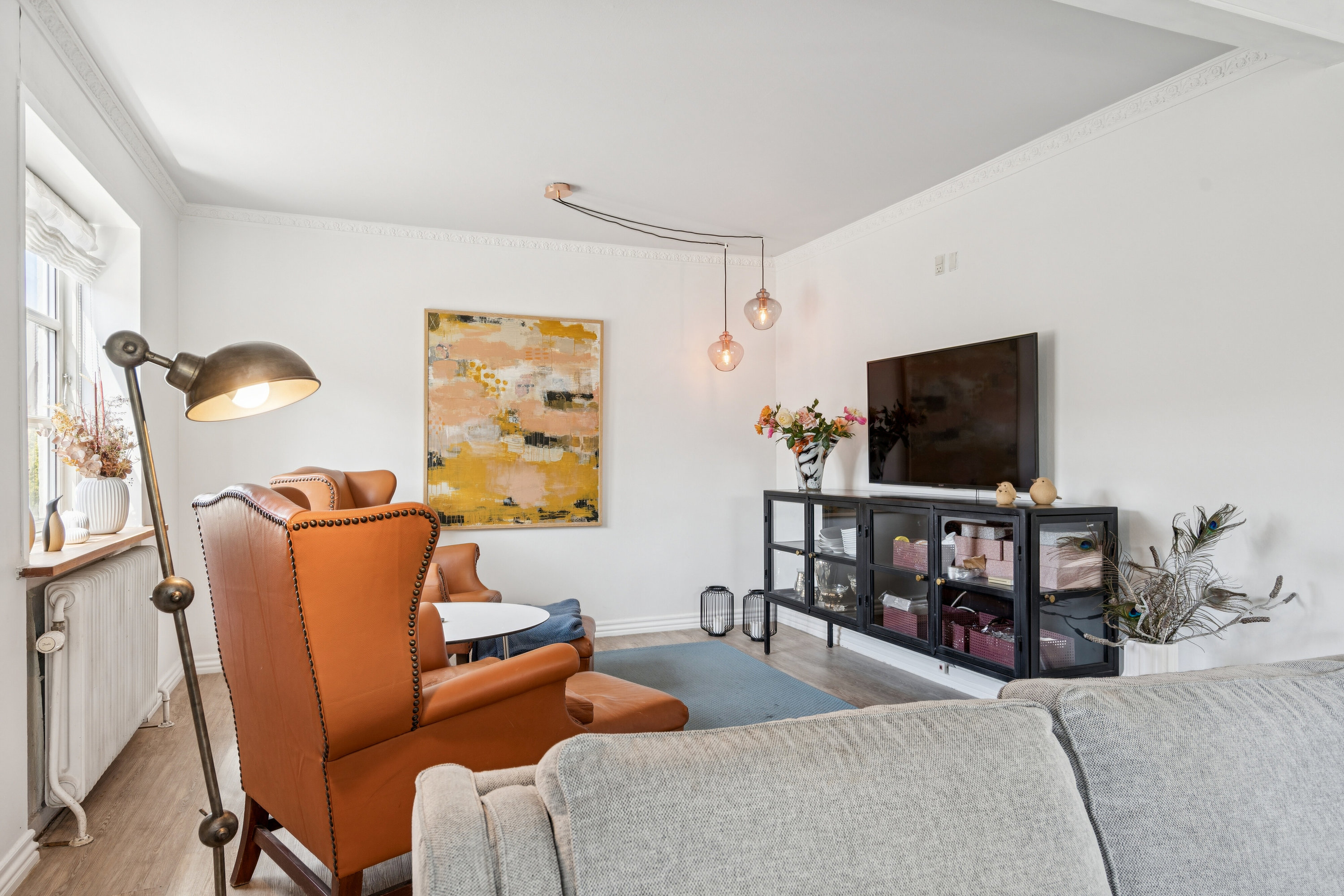 Fremhævet stue billede i fuldskærmstilstand. Billede af Gyldenbjergsvej 18, 5700 Svendborg