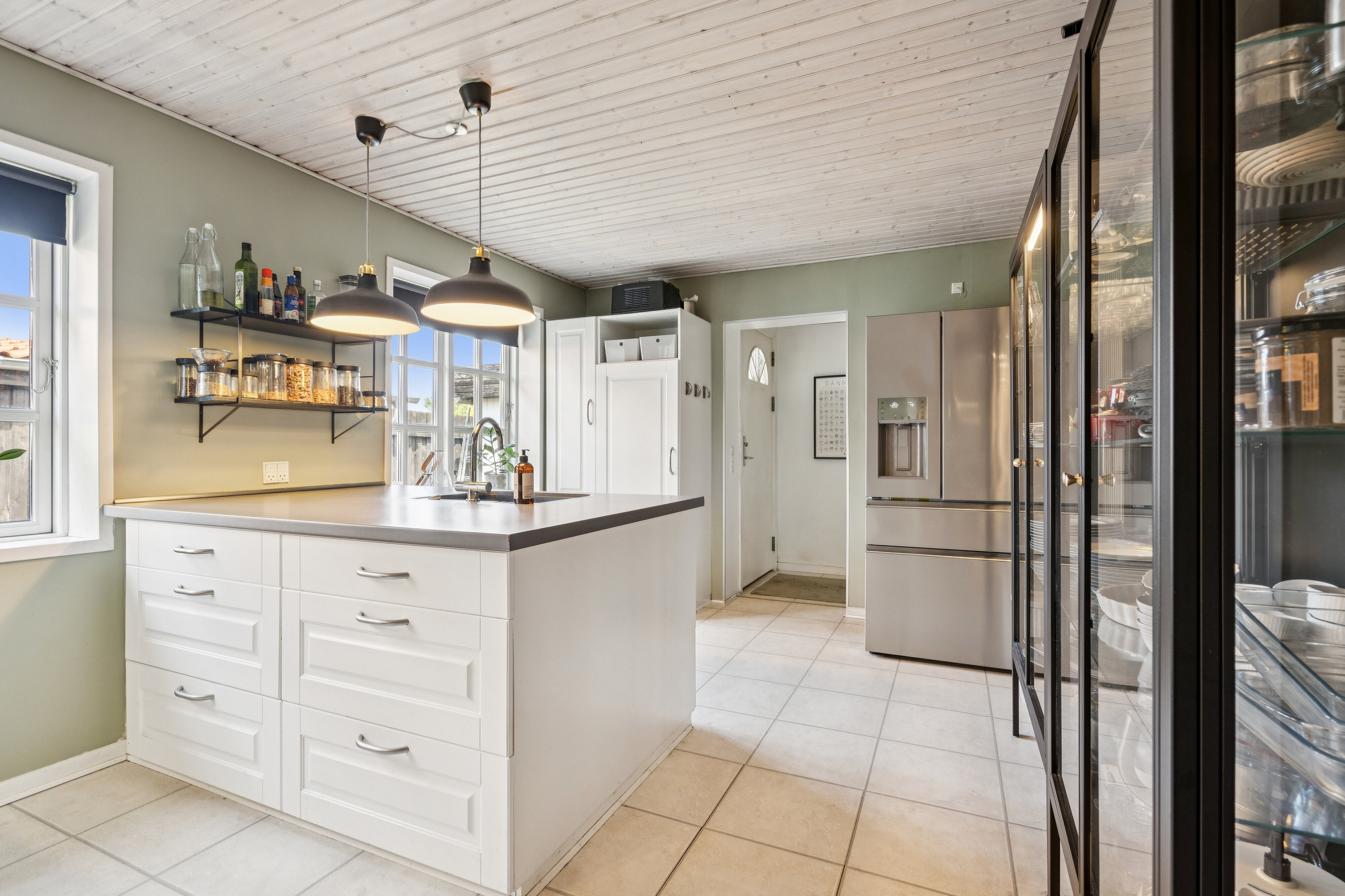 Fremhævet køkken billede i fuldskærmstilstand. Billede af Gyldenbjergsvej 18, 5700 Svendborg