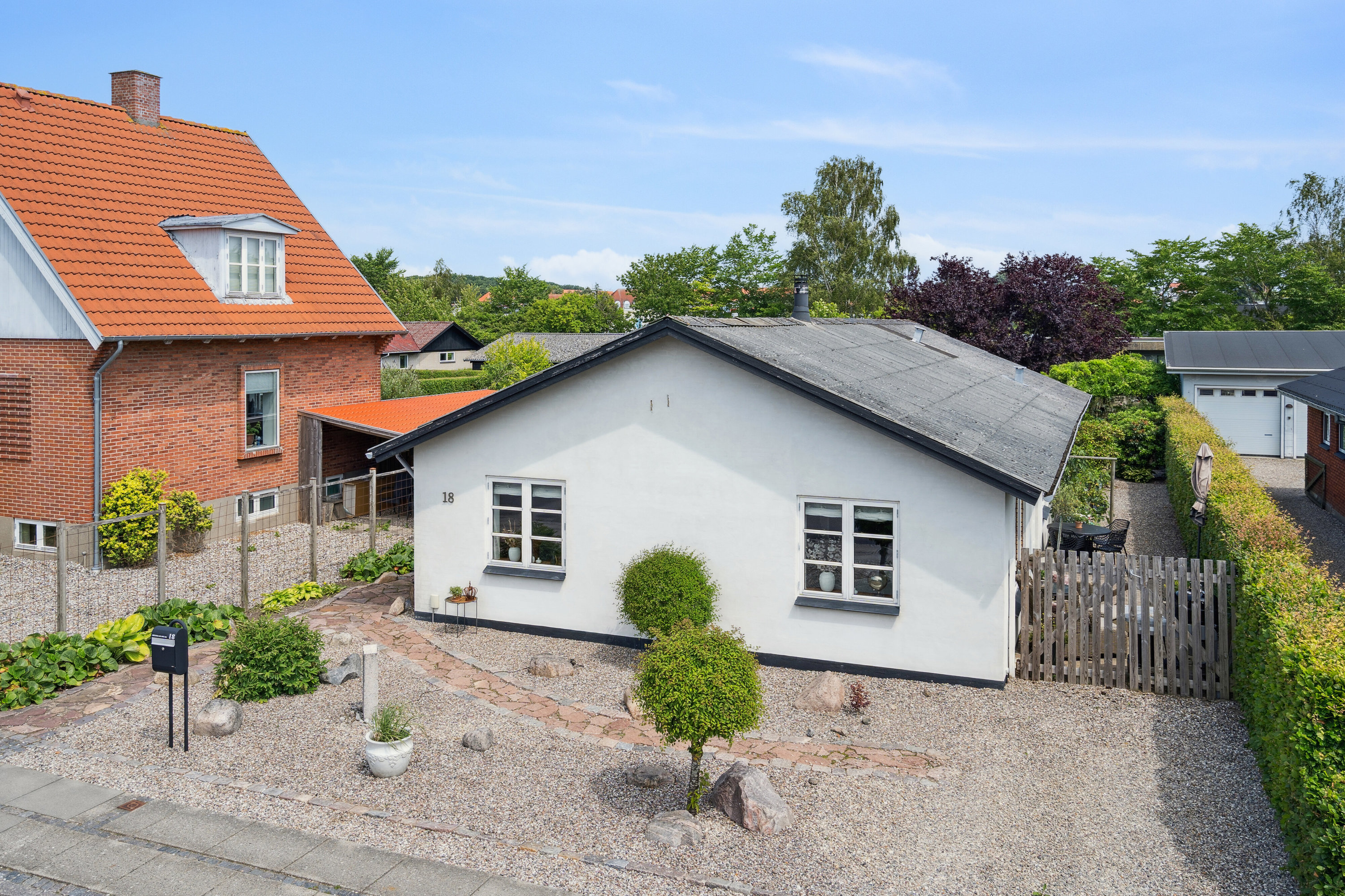 Fremhævet set fra vejen billede i fuldskærmstilstand. Billede af Gyldenbjergsvej 18, 5700 Svendborg