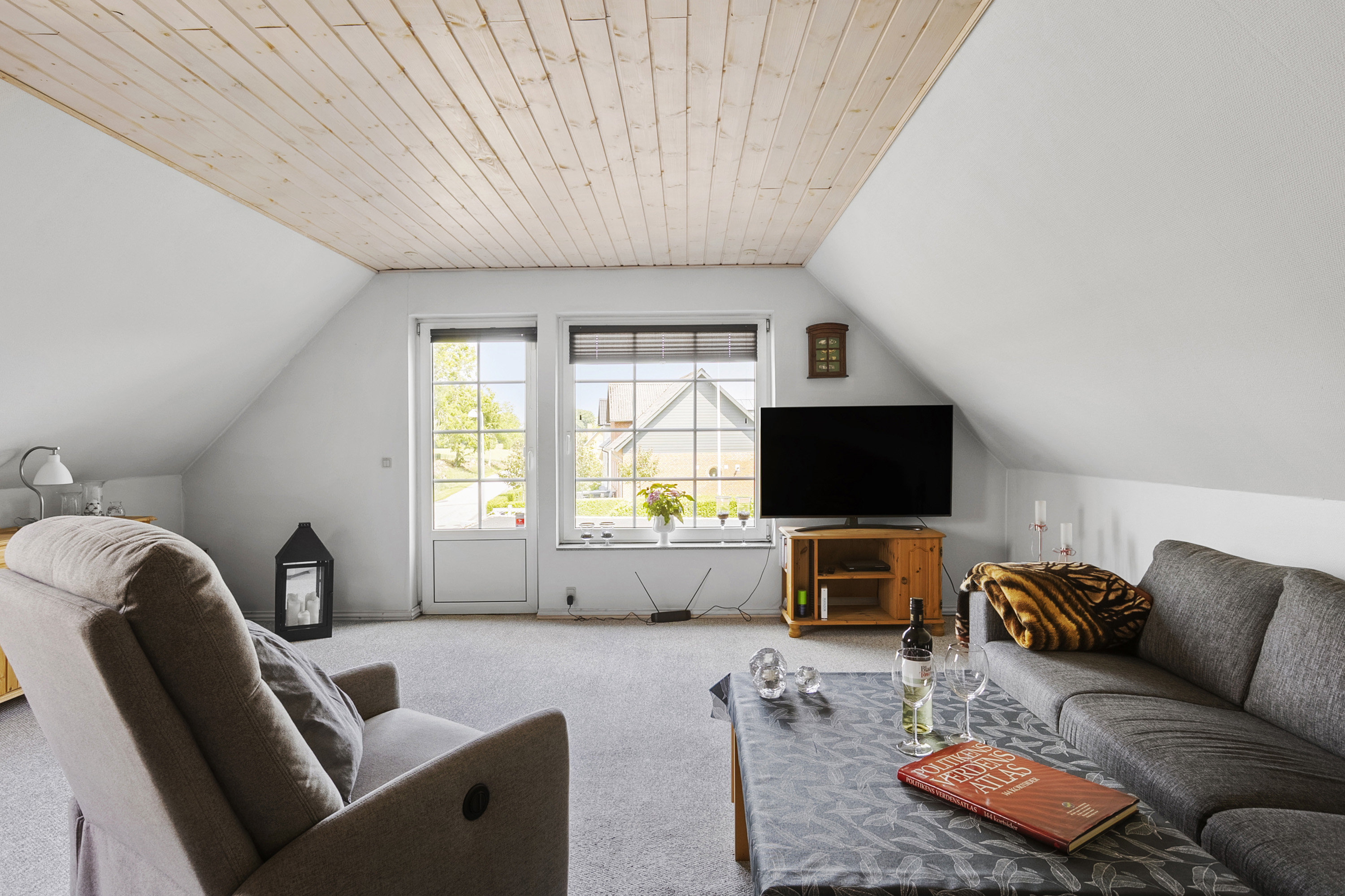 Fremhævet stue billede i fuldskærmstilstand. Billede af Tumbøl Bygade 14, Tumbøl, 6200 Aabenraa