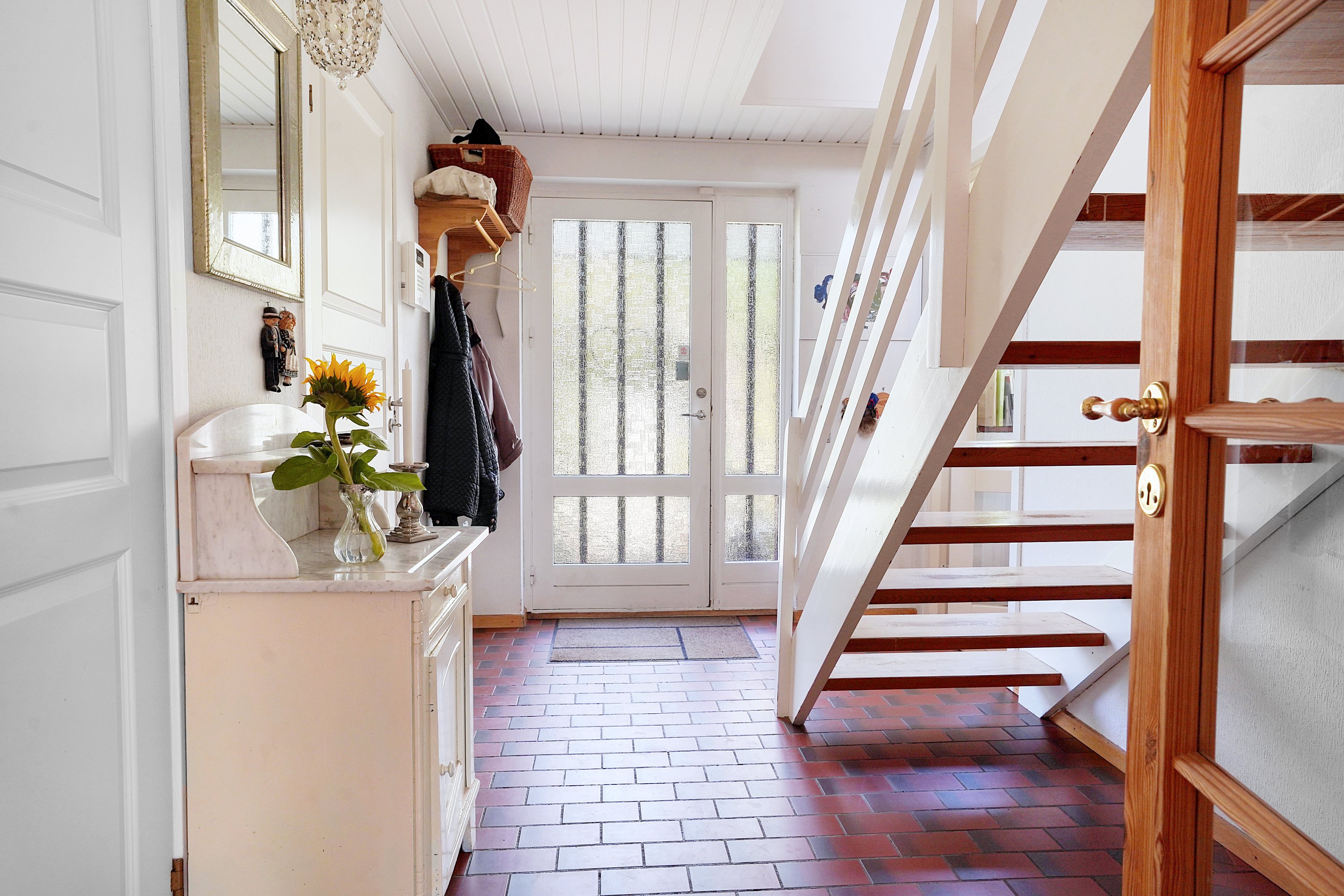 Fremhævet entré billede i fuldskærmstilstand. Billede af Sauntevej 71A, 3100 Hornbæk