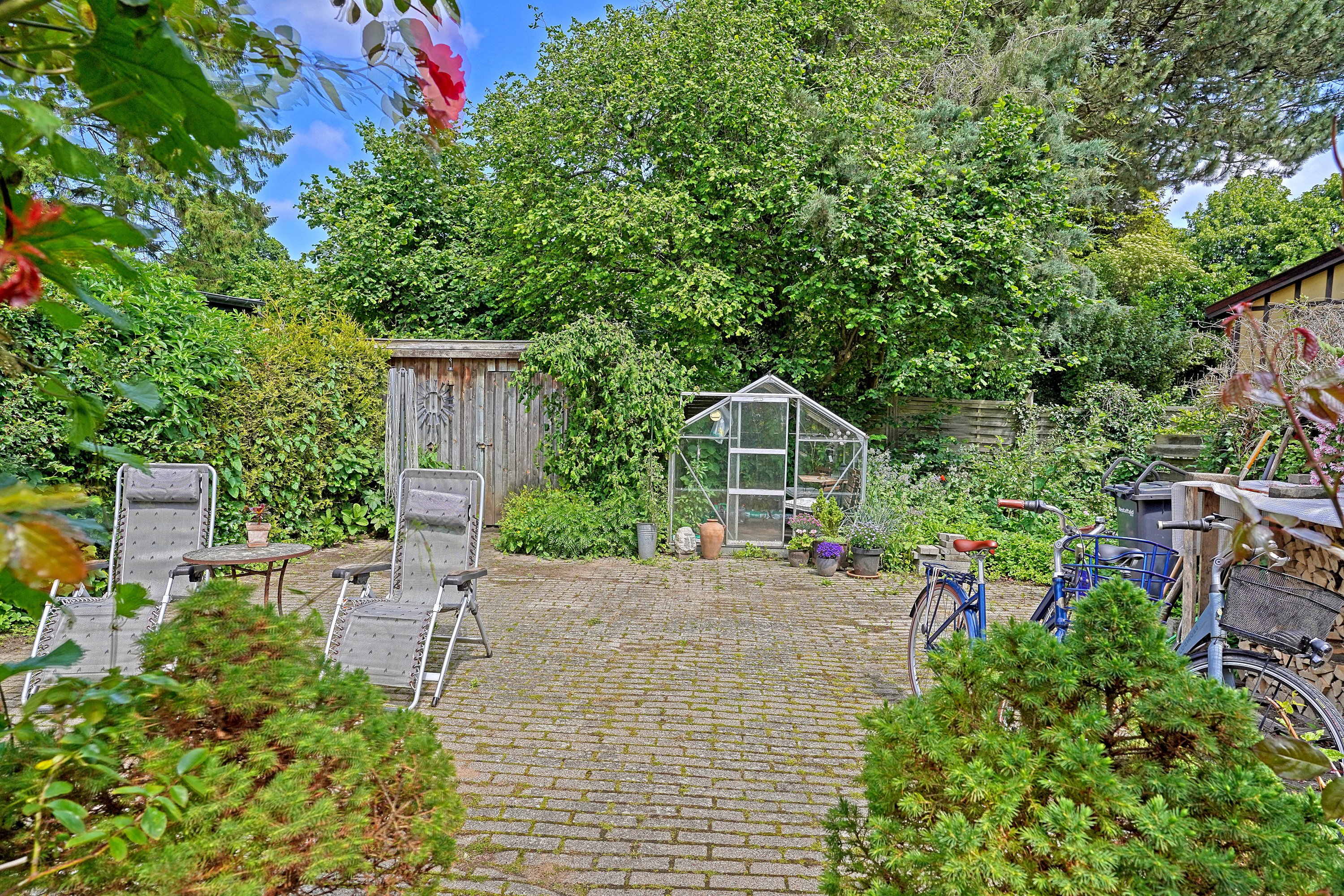 Miniaturebillede 1: terrasse. Billede af Sauntevej 71A, 3100 Hornbæk