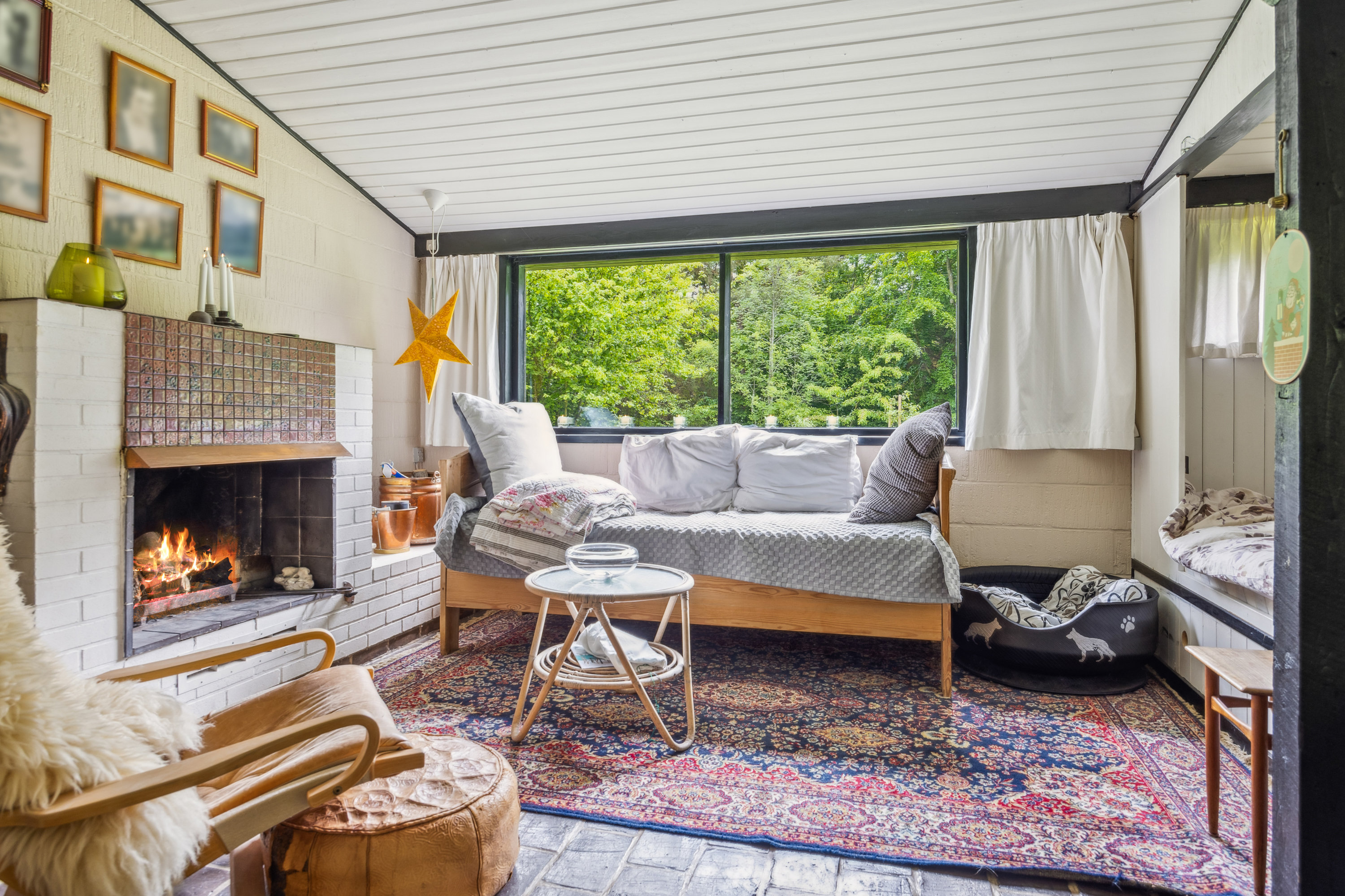 Fremhævet stue billede i fuldskærmstilstand. Billede af Rummelsigen 29, 9340 Asaa