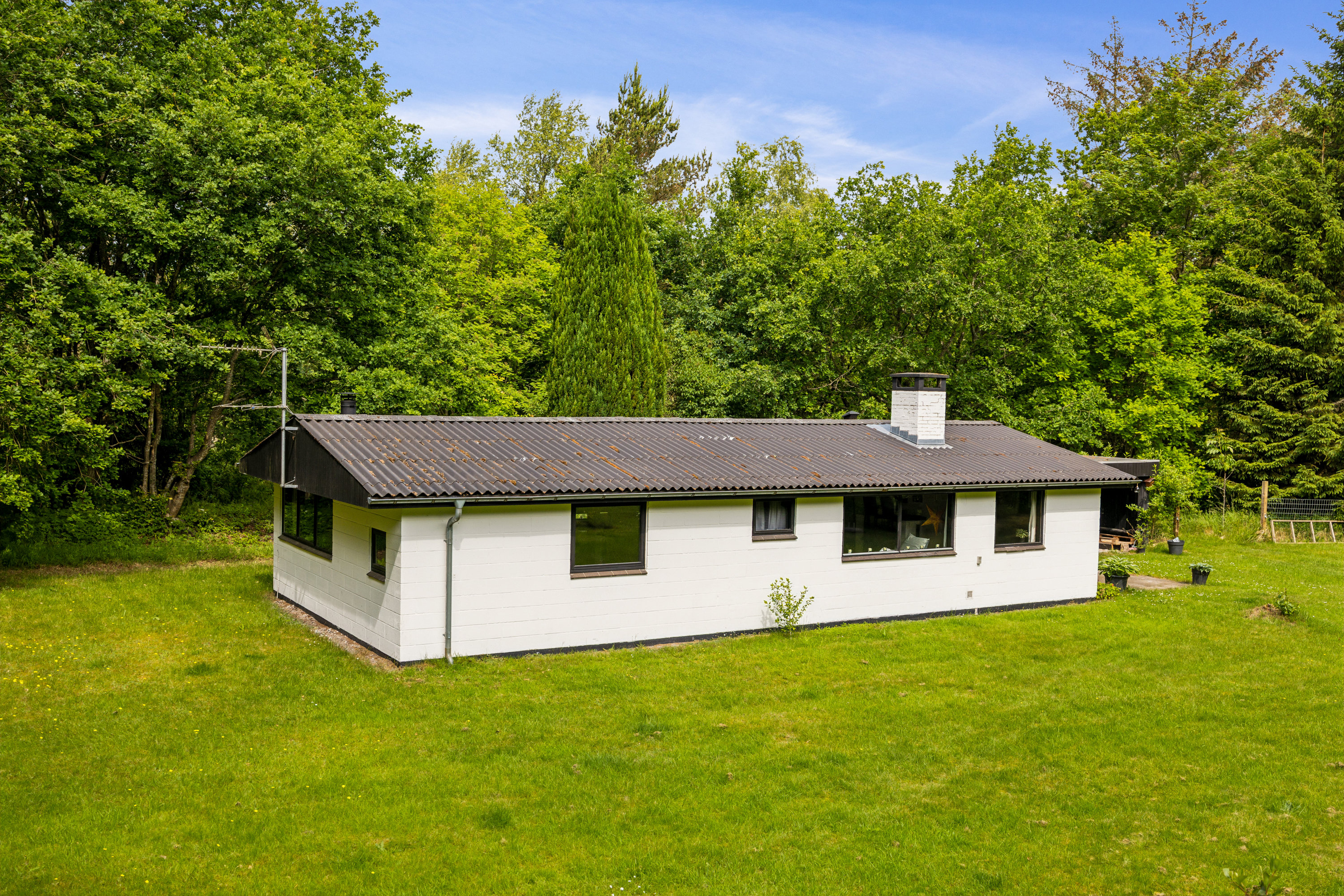 Fremhævet ejendom 1 billede i fuldskærmstilstand. Billede af Rummelsigen 29, 9340 Asaa