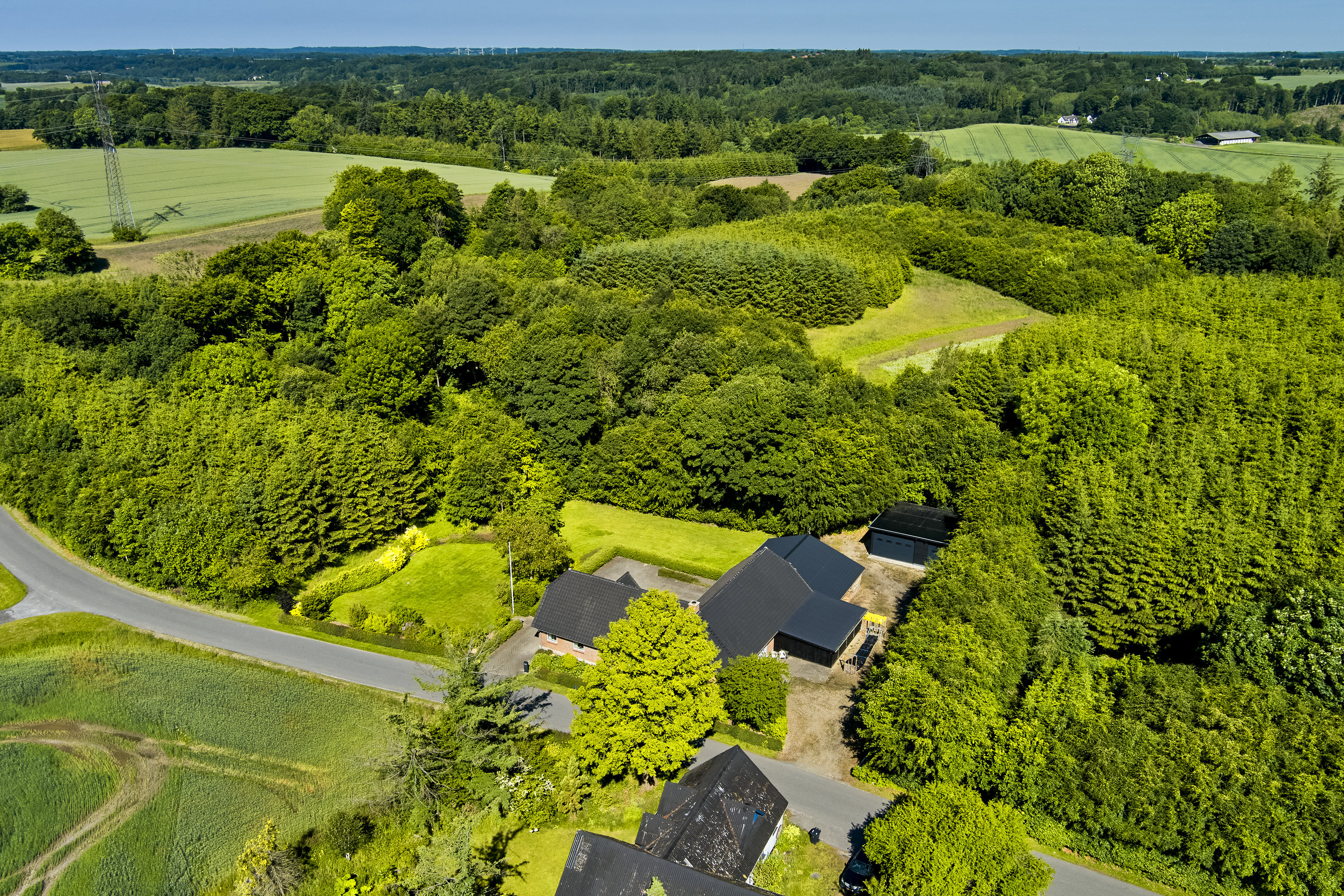 Fremhævet  billede i fuldskærmstilstand. Billede af Hover Kirkevej 256, 7100 Vejle