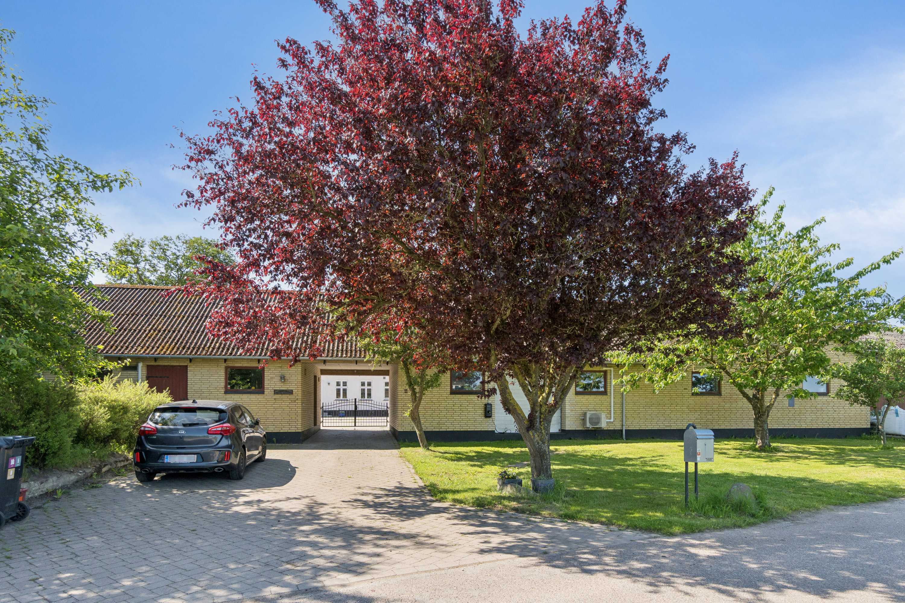 Fremhævet set fra vejen billede i fuldskærmstilstand. Billede af Gl. Mårsøvej 11, 4300 Holbæk