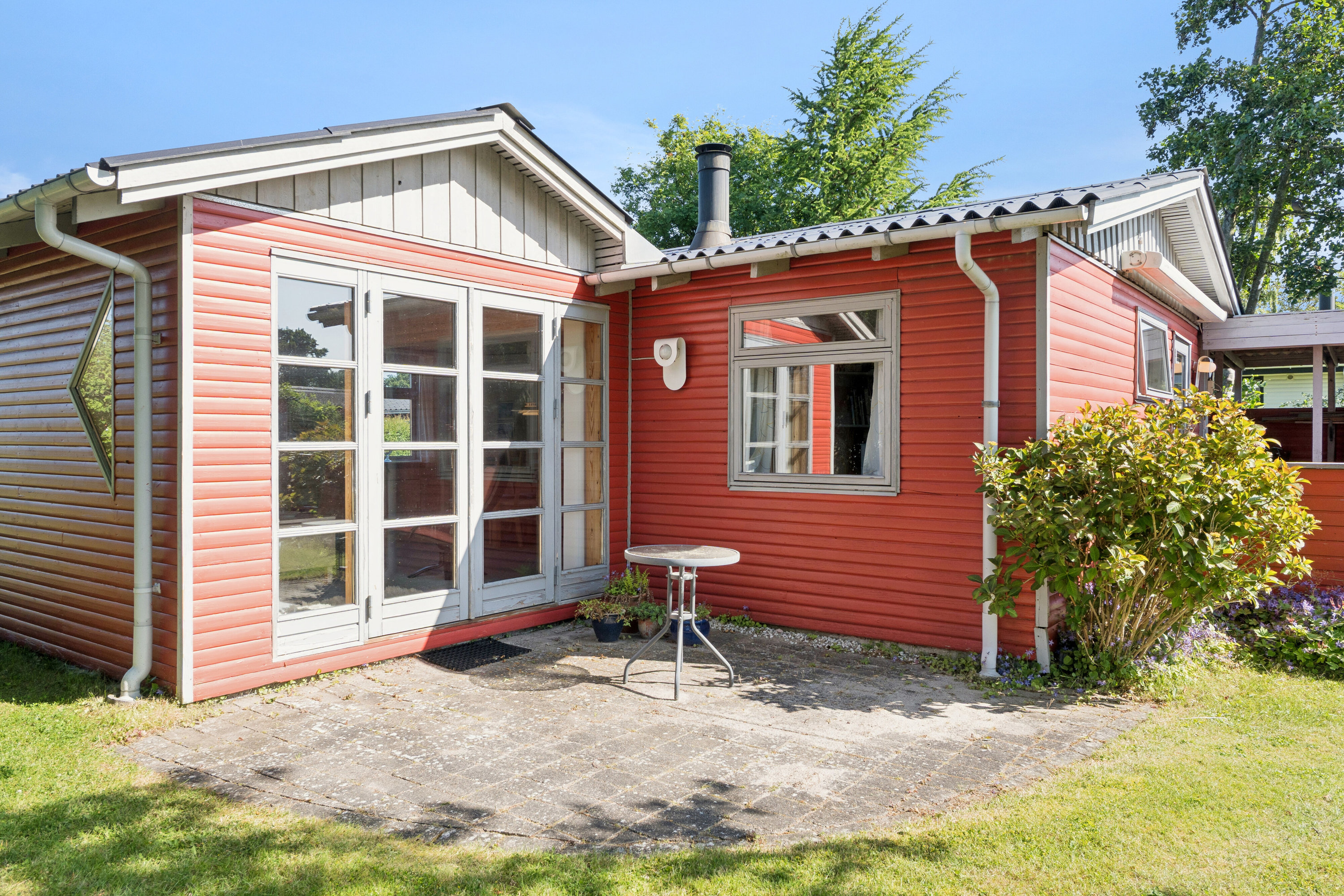 Fremhævet set fra haven billede i fuldskærmstilstand. Billede af Karensvej 6, Østerballe, 5450 Otterup