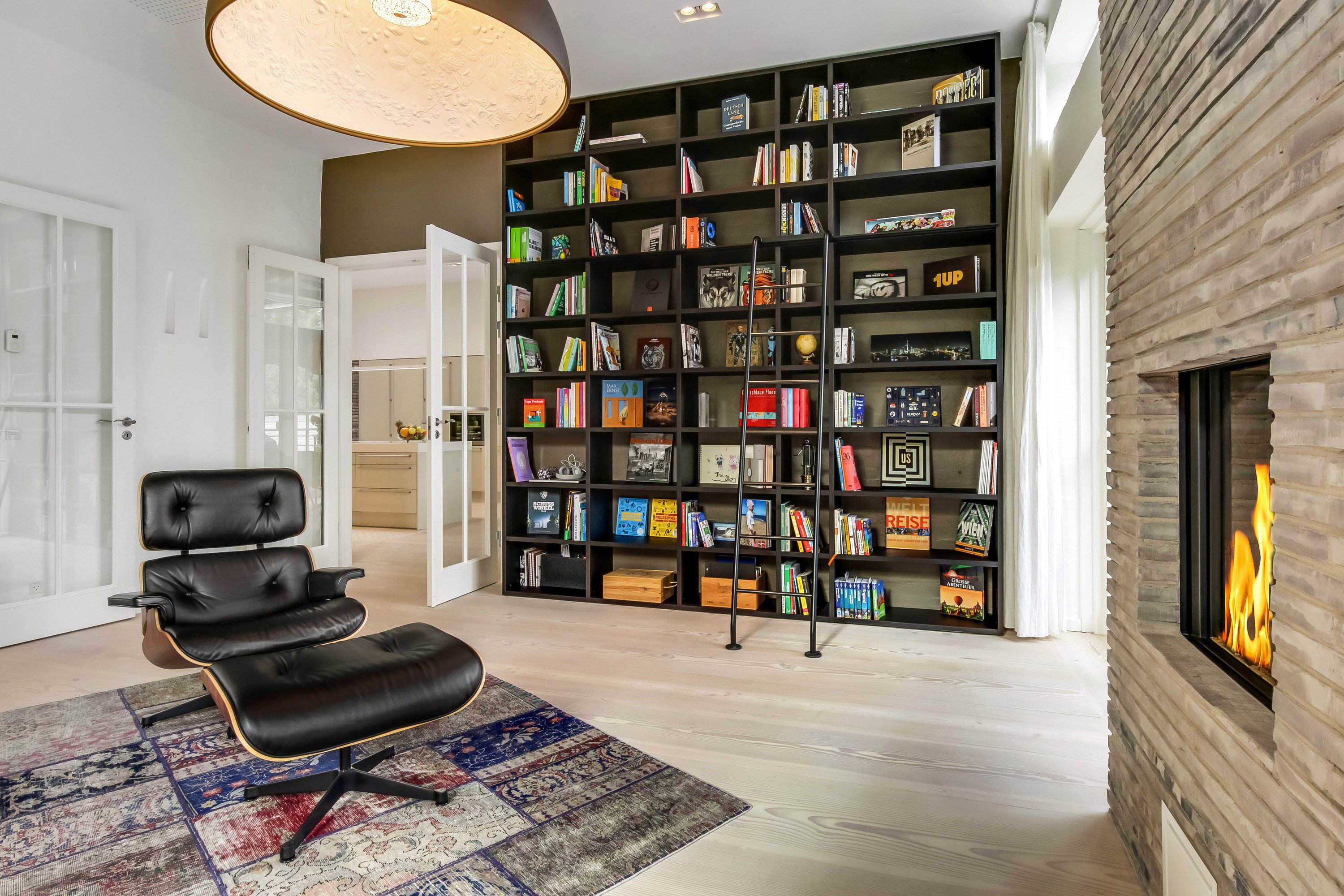 Fremhævet stue billede i fuldskærmstilstand. Billede af Hørhavevej 75A, 8270 Højbjerg