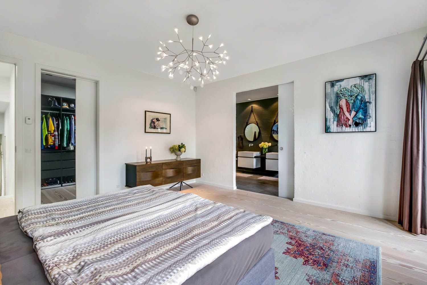 Fremhævet værelse billede i fuldskærmstilstand. Billede af Hørhavevej 75A, 8270 Højbjerg