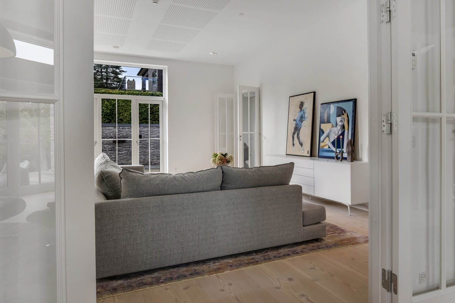 Fremhævet stue billede i fuldskærmstilstand. Billede af Hørhavevej 75A, 8270 Højbjerg