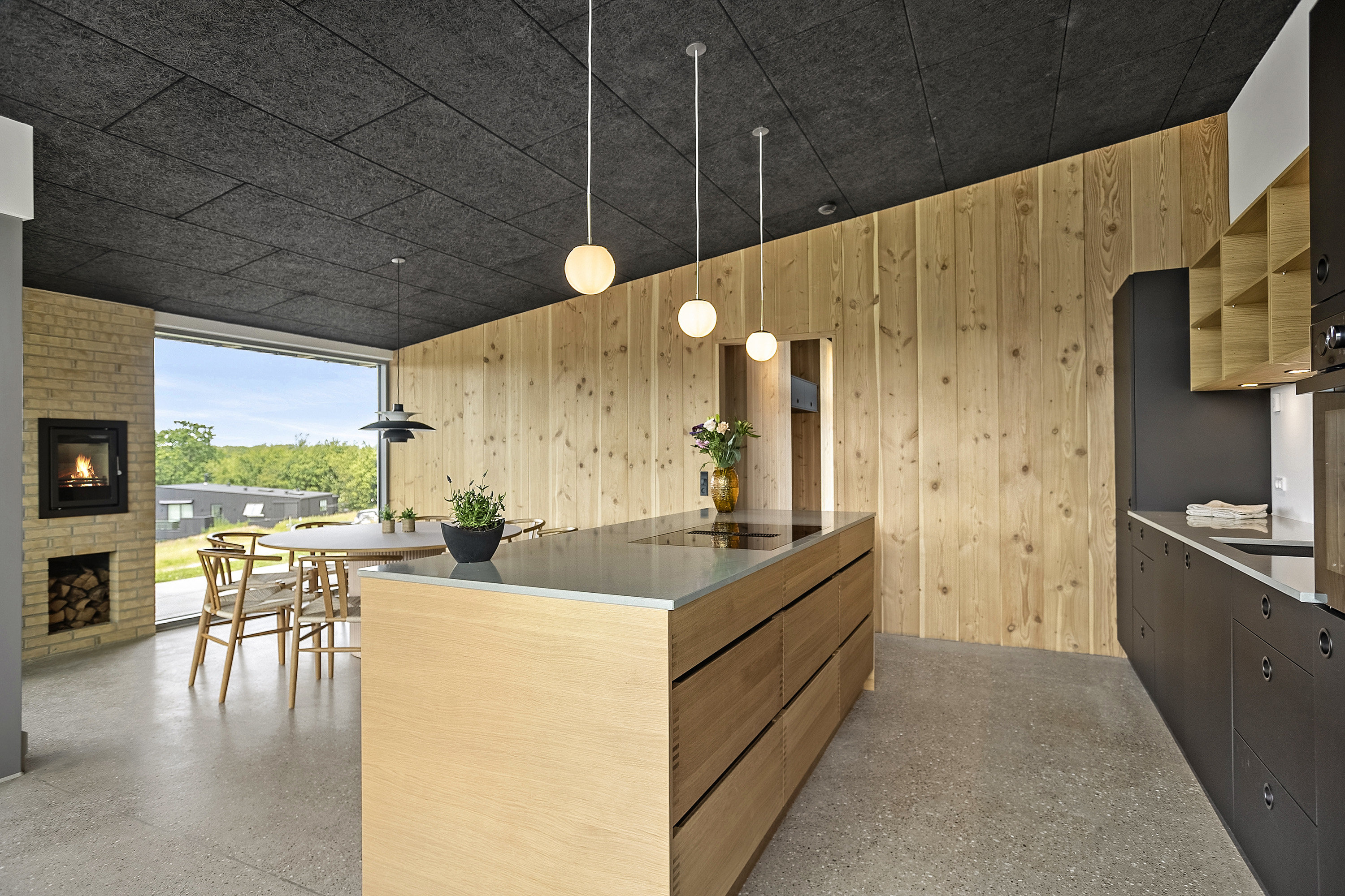 Fremhævet køkken billede i fuldskærmstilstand. Billede af Skovsøen 23, Løjt Nørreskov, 6200 Aabenraa