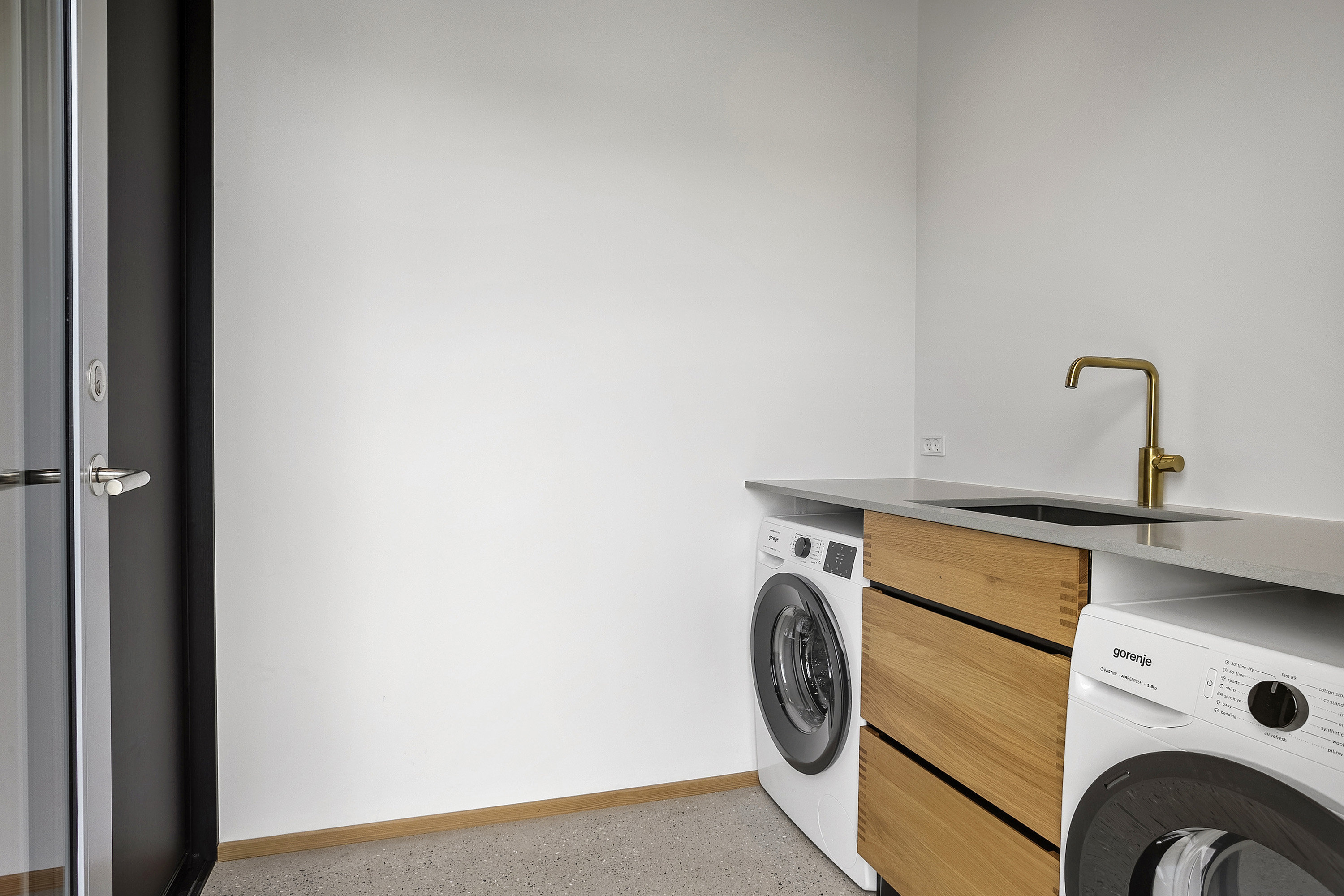 Fremhævet værelse billede i fuldskærmstilstand. Billede af Skovsøen 23, Løjt Nørreskov, 6200 Aabenraa