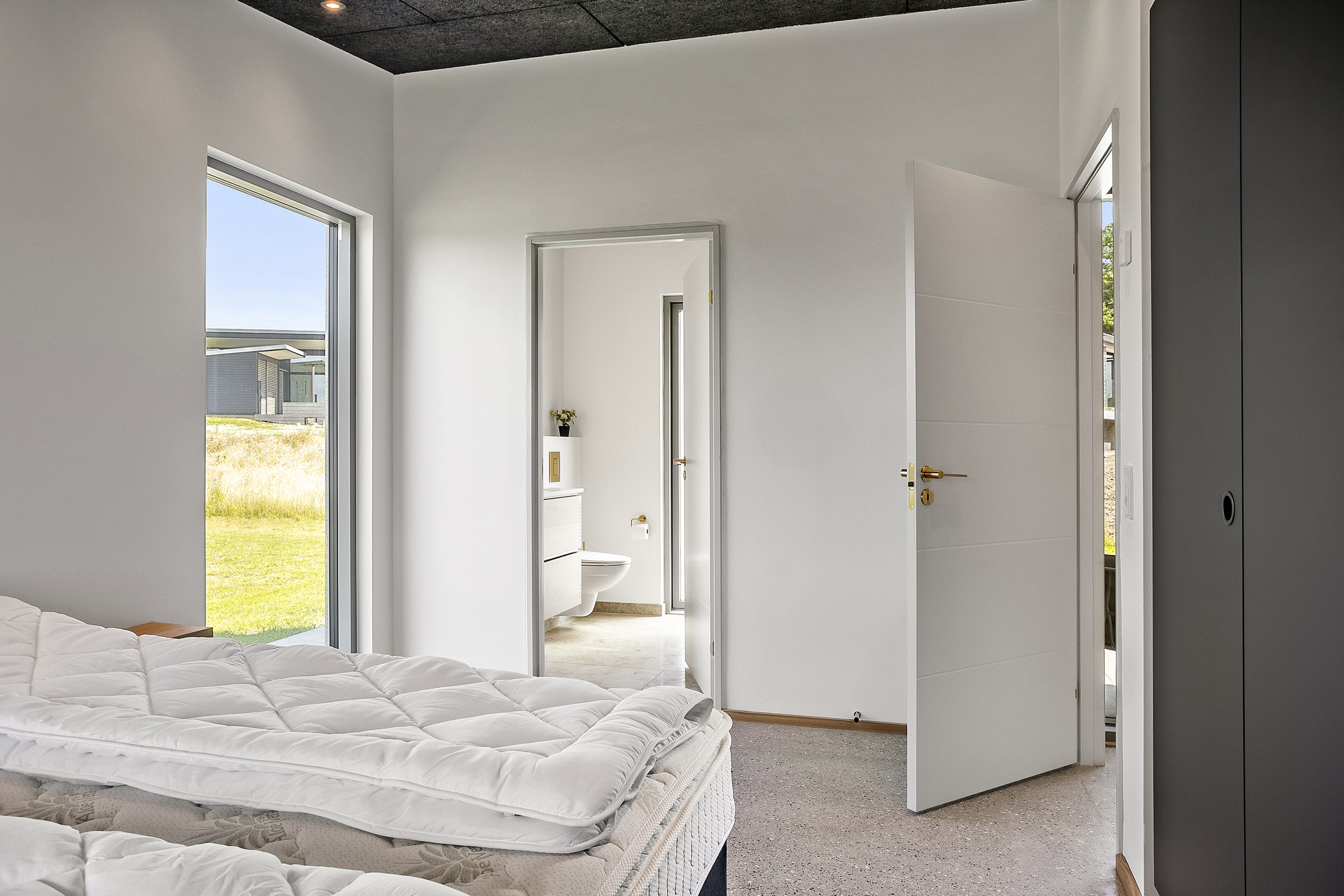 Fremhævet soveværelse billede i fuldskærmstilstand. Billede af Skovsøen 23, Løjt Nørreskov, 6200 Aabenraa