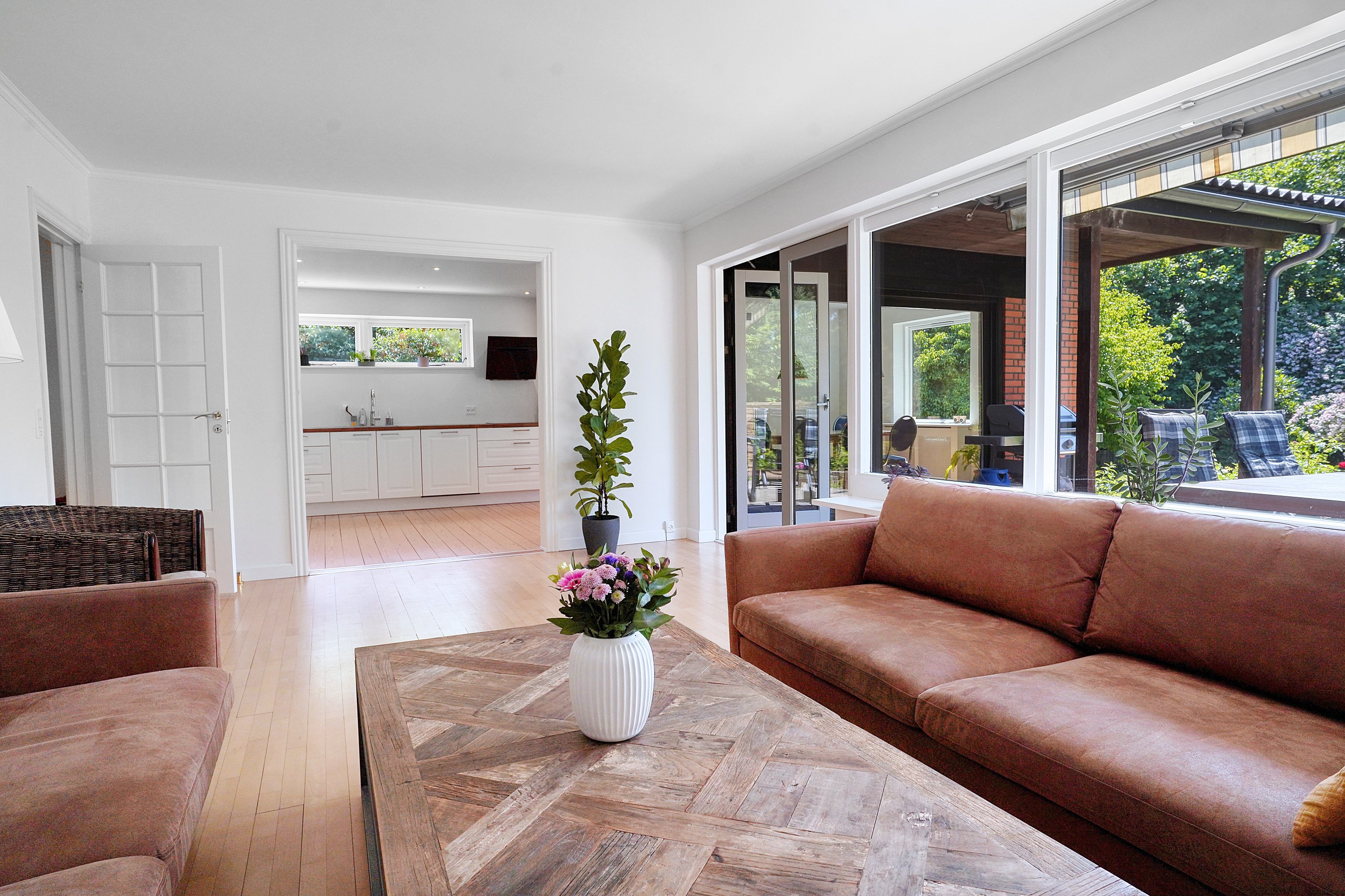 Fremhævet stue billede i fuldskærmstilstand. Billede af Suhrs Alle 12, 3520 Farum