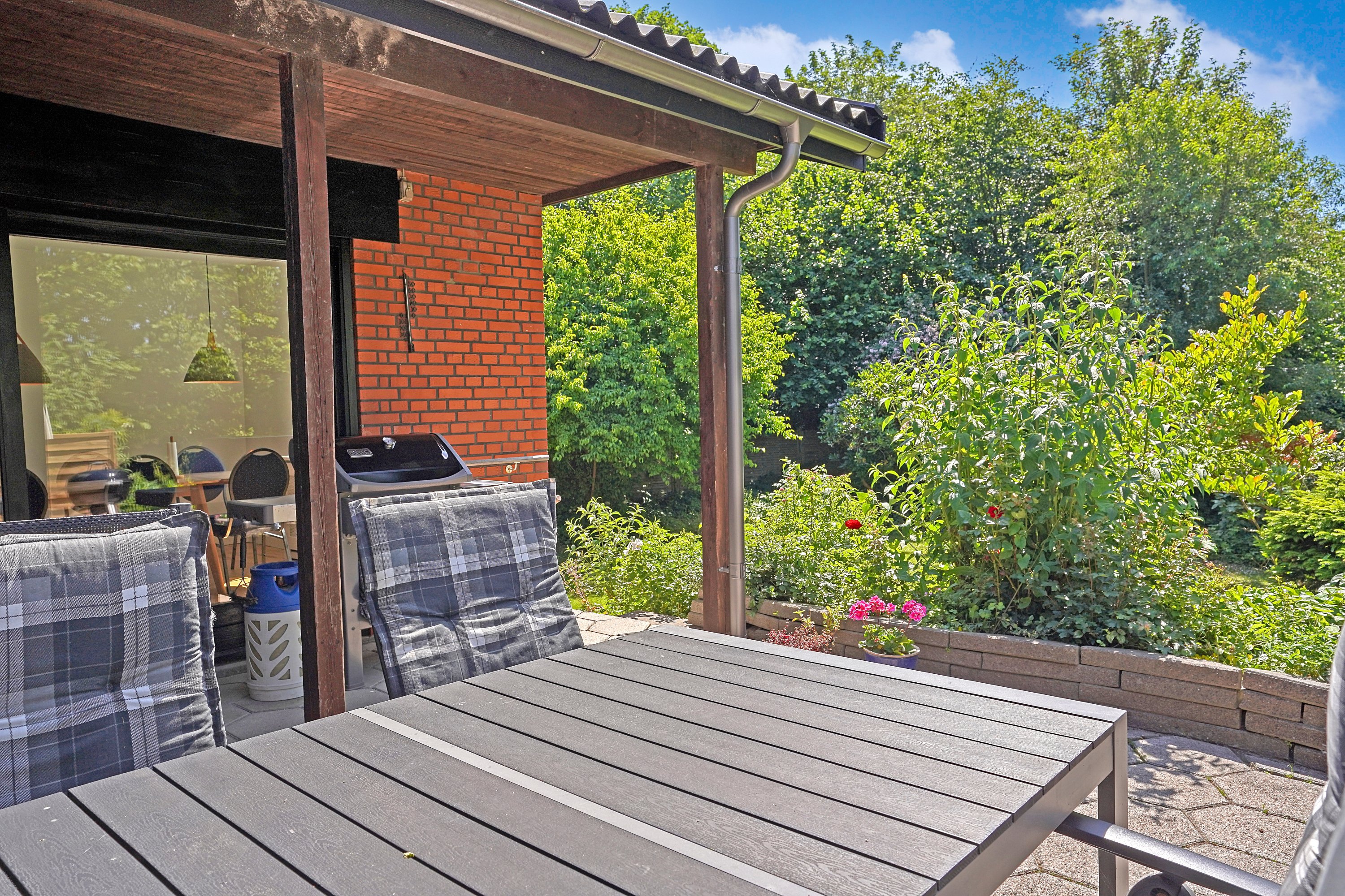 Fremhævet terrasse billede i fuldskærmstilstand. Billede af Suhrs Alle 12, 3520 Farum