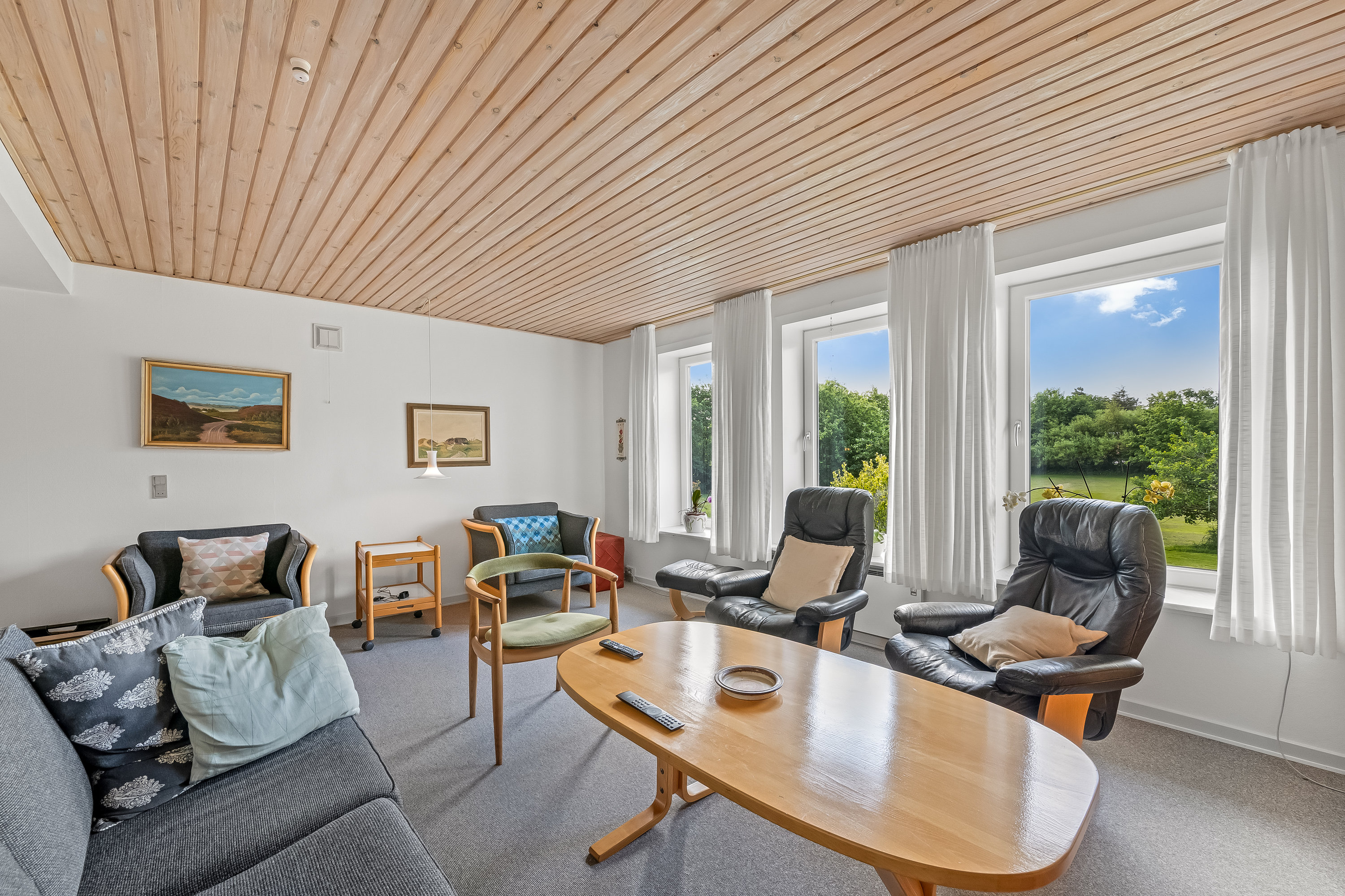 Fremhævet stue billede i fuldskærmstilstand. Billede af Rabjergvej 2, Dejbjerg, 6900 Skjern