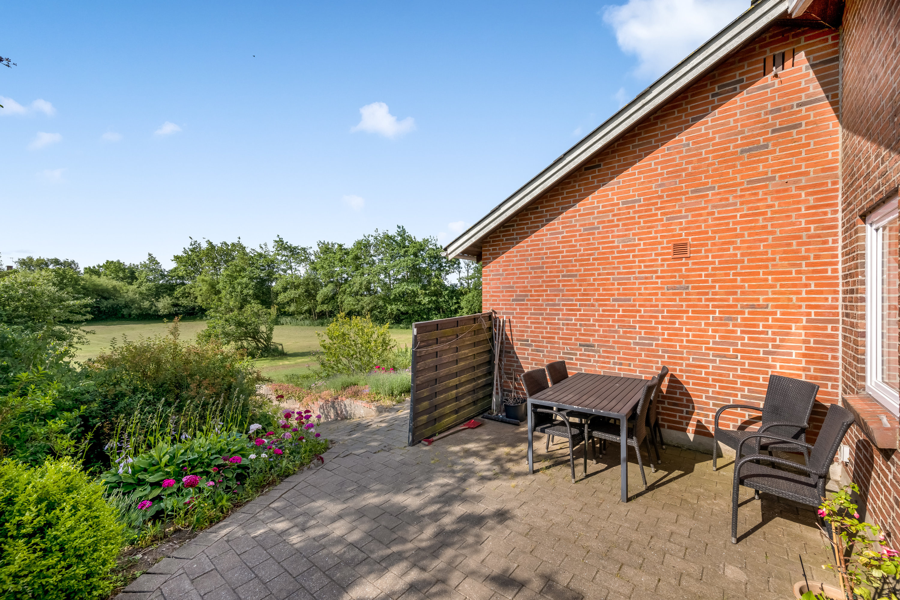 Fremhævet terrasse billede i fuldskærmstilstand. Billede af Rabjergvej 2, Dejbjerg, 6900 Skjern