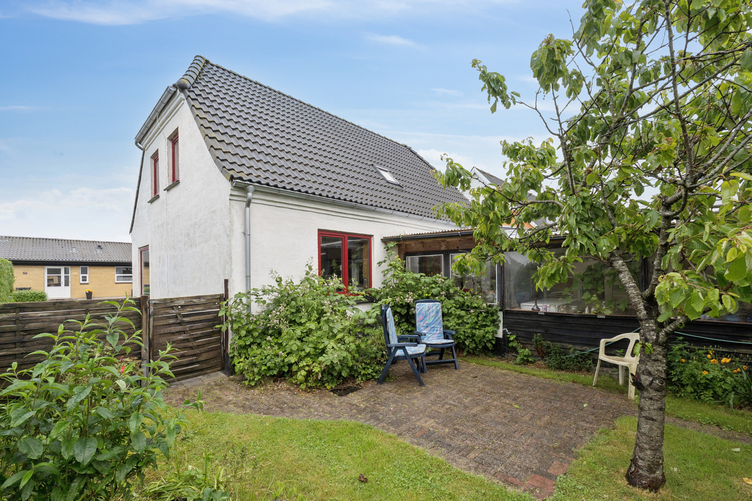 Miniaturebillede 1: set fra haven. Billede af Gl Hirtshalsvej 19, Vidstrup, 9800 Hjørring