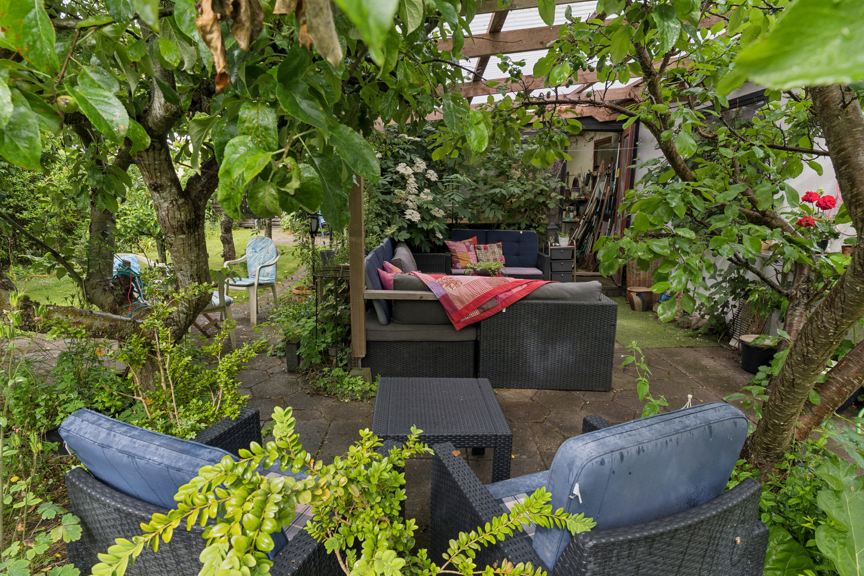 Fremhævet overdækket terrasse billede i fuldskærmstilstand. Billede af Gl Hirtshalsvej 19, Vidstrup, 9800 Hjørring