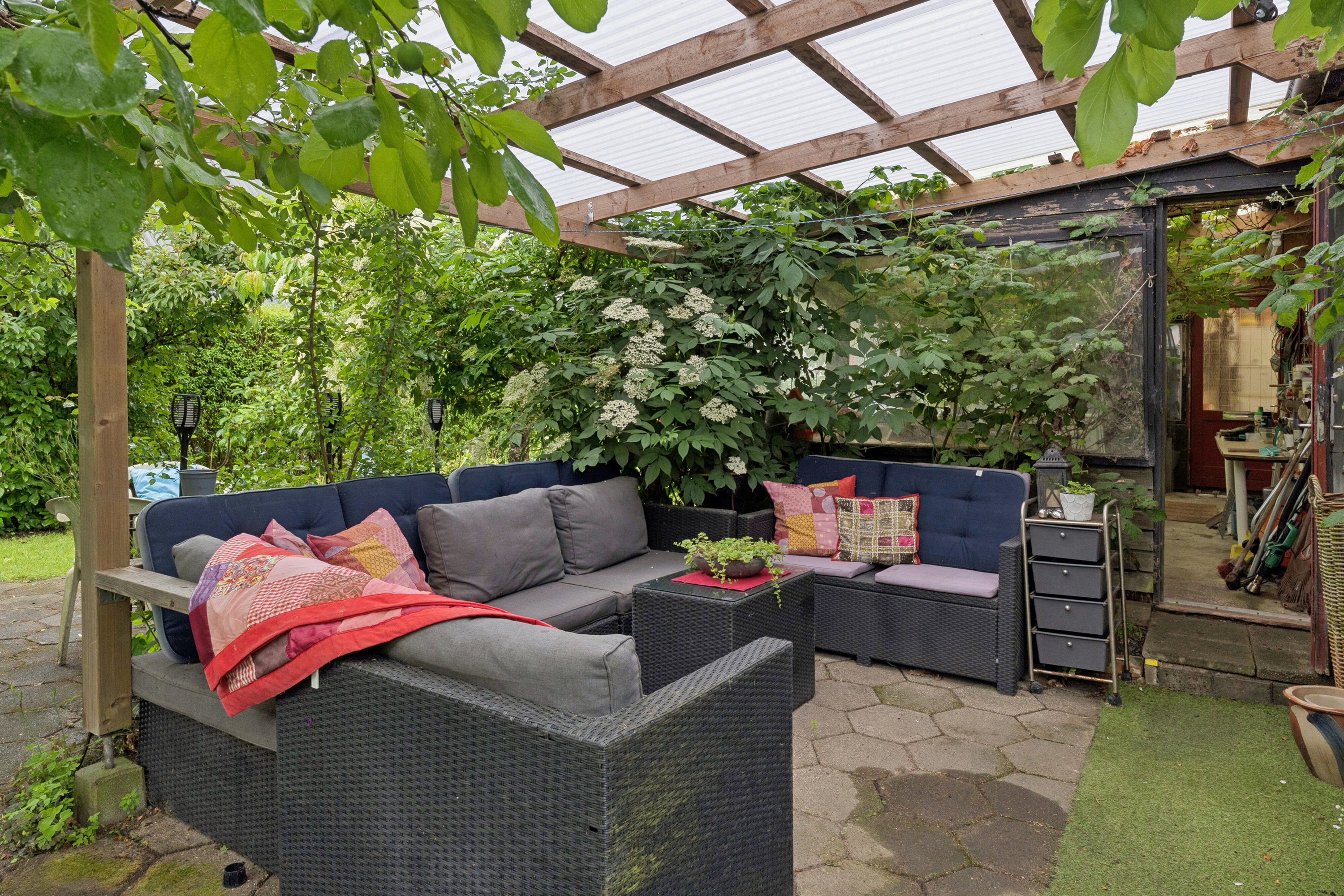 Miniaturebillede 2: overdækket terrasse. Billede af Gl Hirtshalsvej 19, Vidstrup, 9800 Hjørring