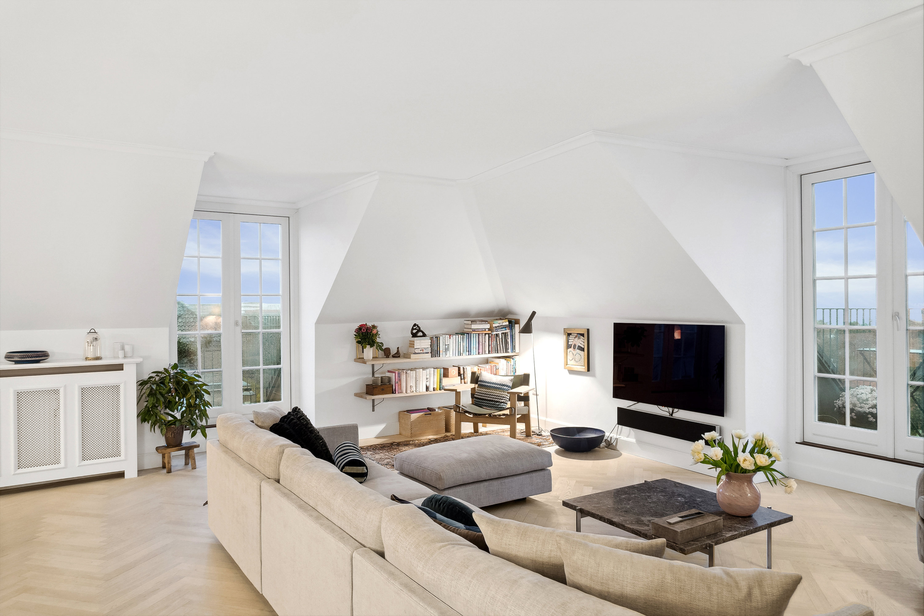 Fremhævet  billede i fuldskærmstilstand. Billede af Svanevænget 4, 4. tv., 2100 København Ø