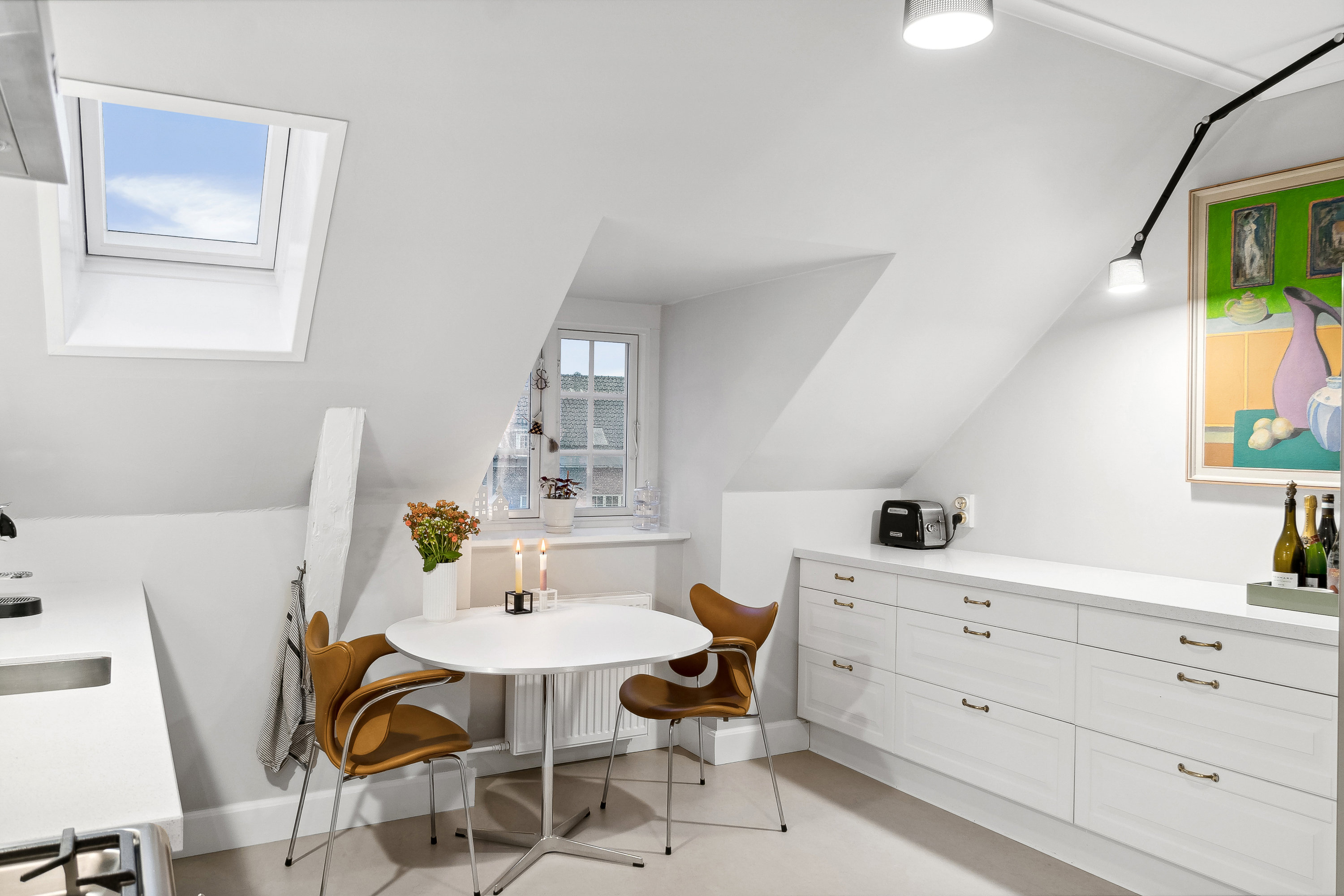 Fremhævet  billede i fuldskærmstilstand. Billede af Svanevænget 4, 4. tv., 2100 København Ø