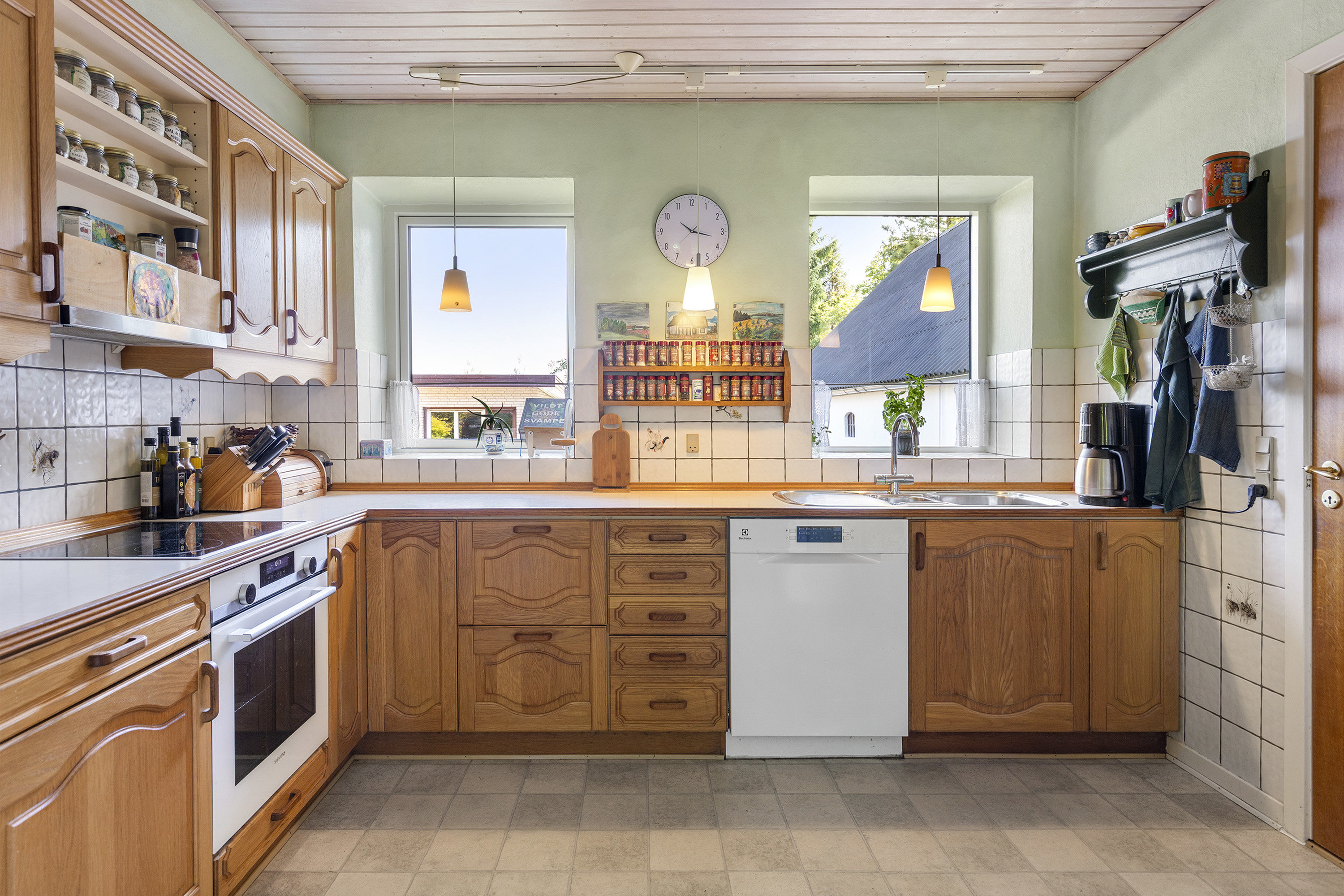 Fremhævet køkken billede i fuldskærmstilstand. Billede af Skatskovvej 35, Guldager, 9620 Aalestrup