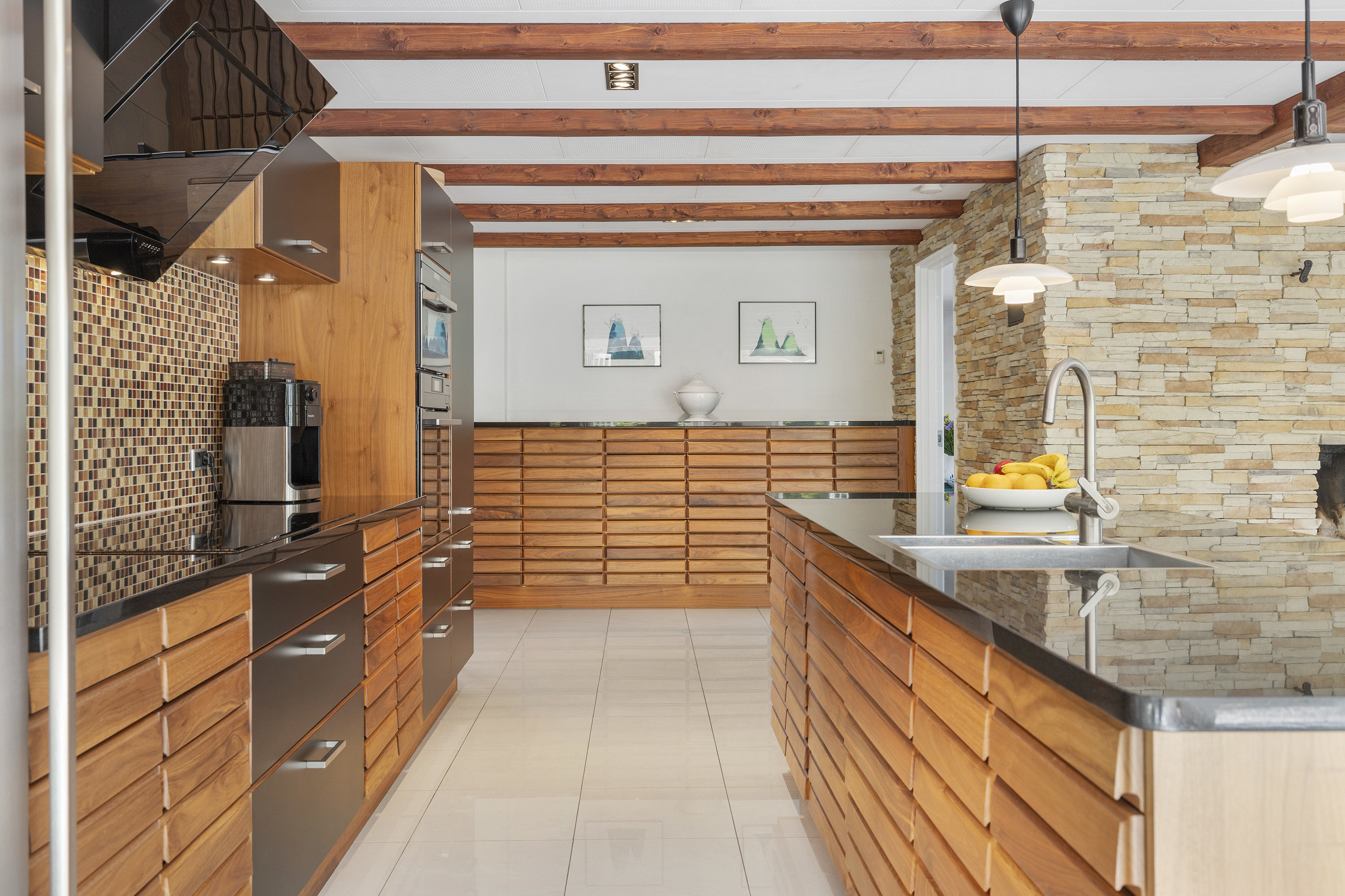 Fremhævet køkken billede i fuldskærmstilstand. Billede af Lounsvej 19, Lovns, 9640 Farsø